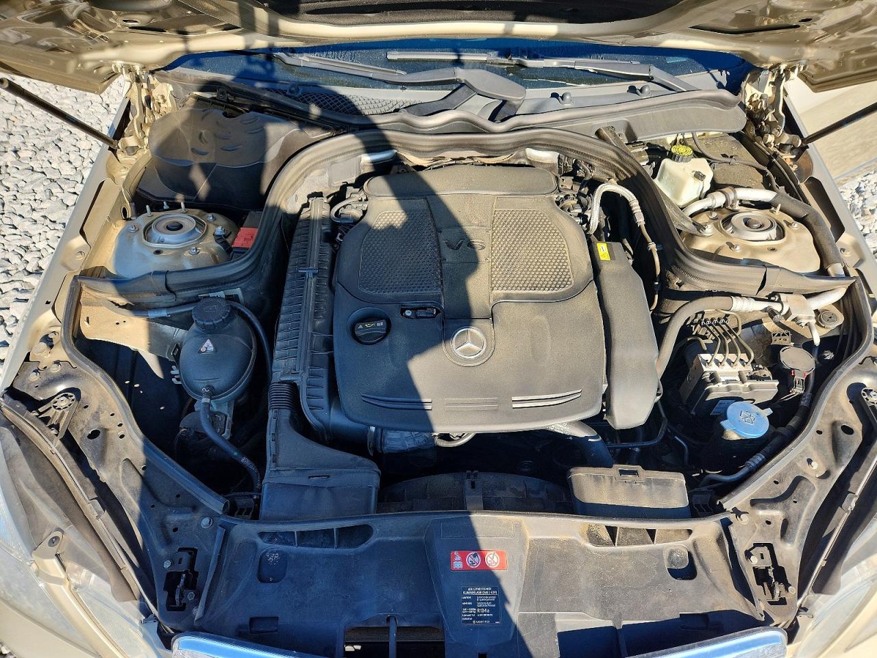 2013 Mercedes-benz E 350 Gold vin: WDDHF5KB7DA710600