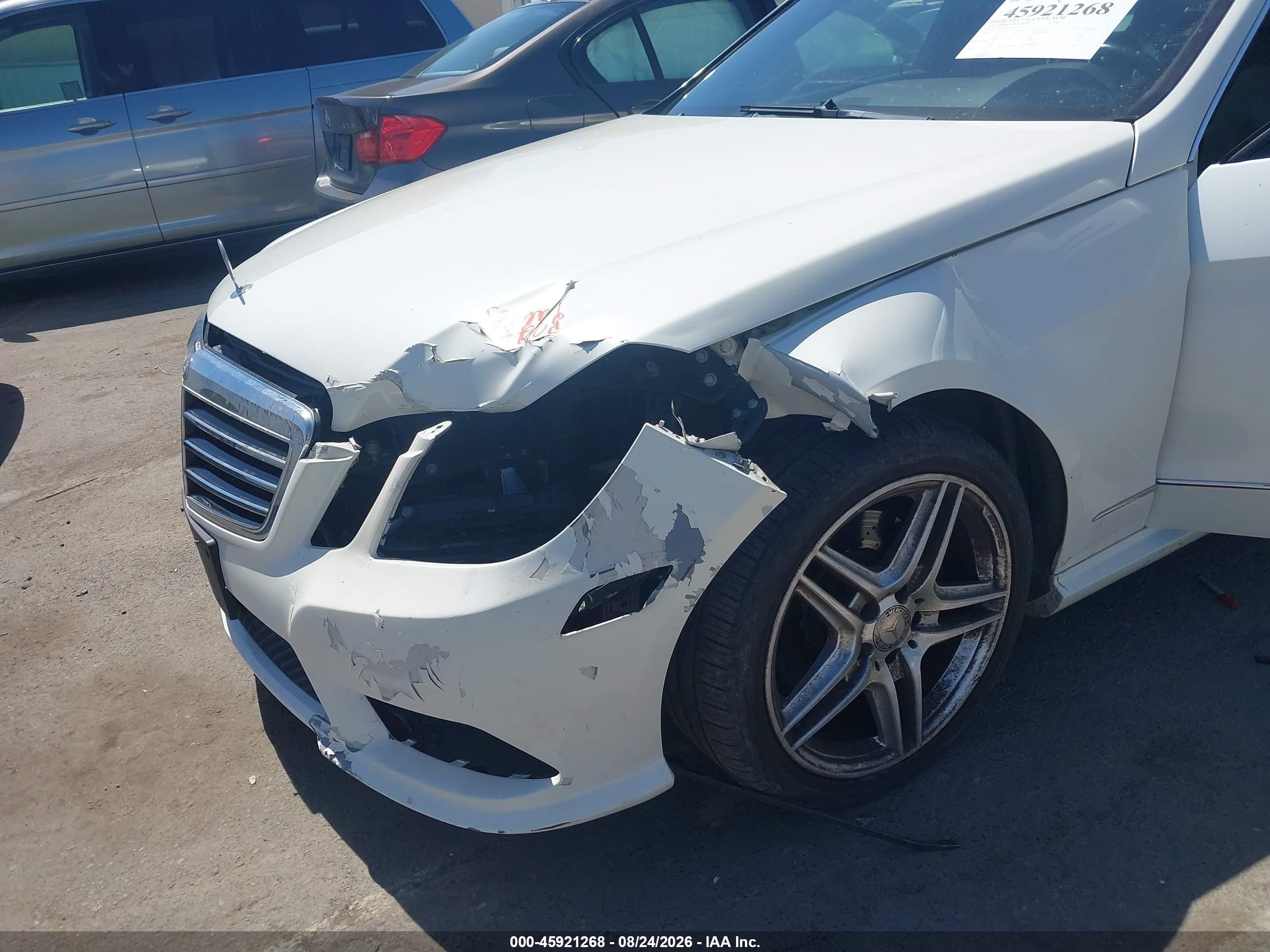 2013 Mercedes-benz E 350   White vin: WDDHF5KB7DA723573