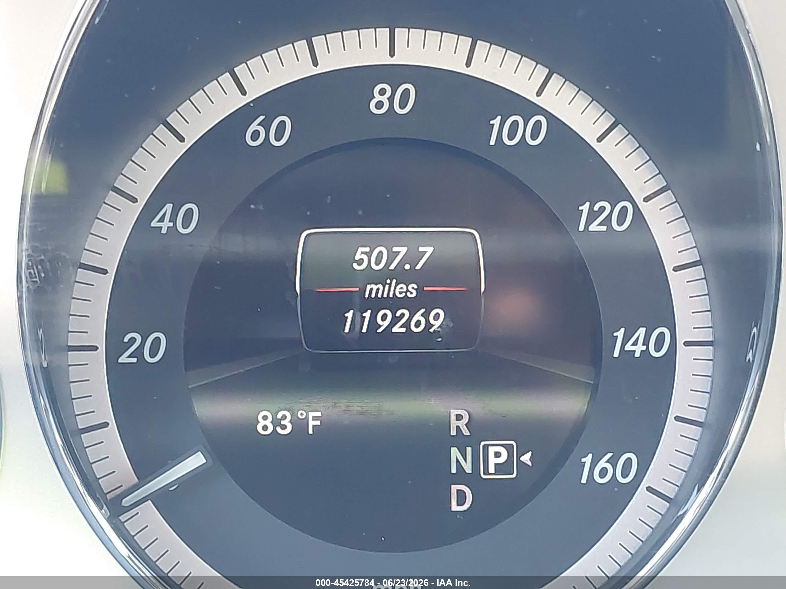 2013 Mercedes-benz E 350   Белый vin: WDDHF5KB7DA746464