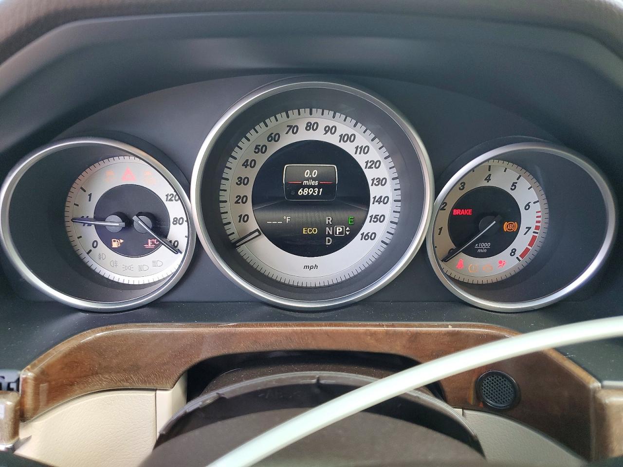 2014 Mercedes-benz E 350 Black vin: WDDHF5KB7EA868601