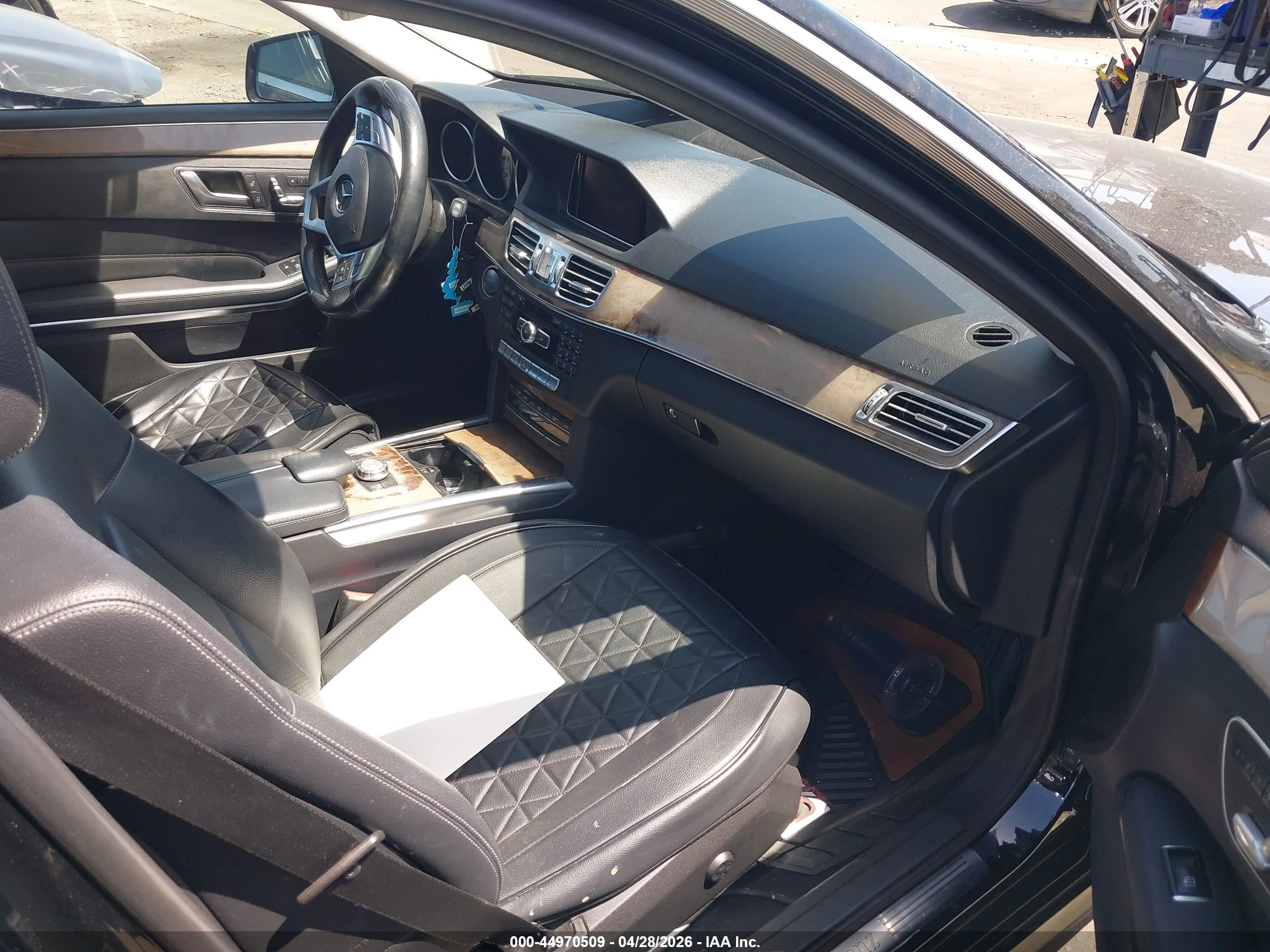 2014 Mercedes-benz E 350   Black vin: WDDHF5KB7EA887455
