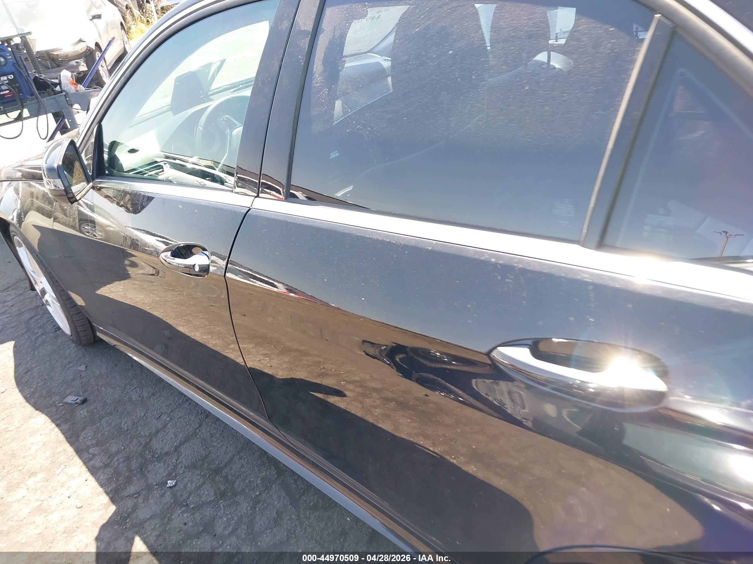 2014 Mercedes-benz E 350   Black vin: WDDHF5KB7EA887455