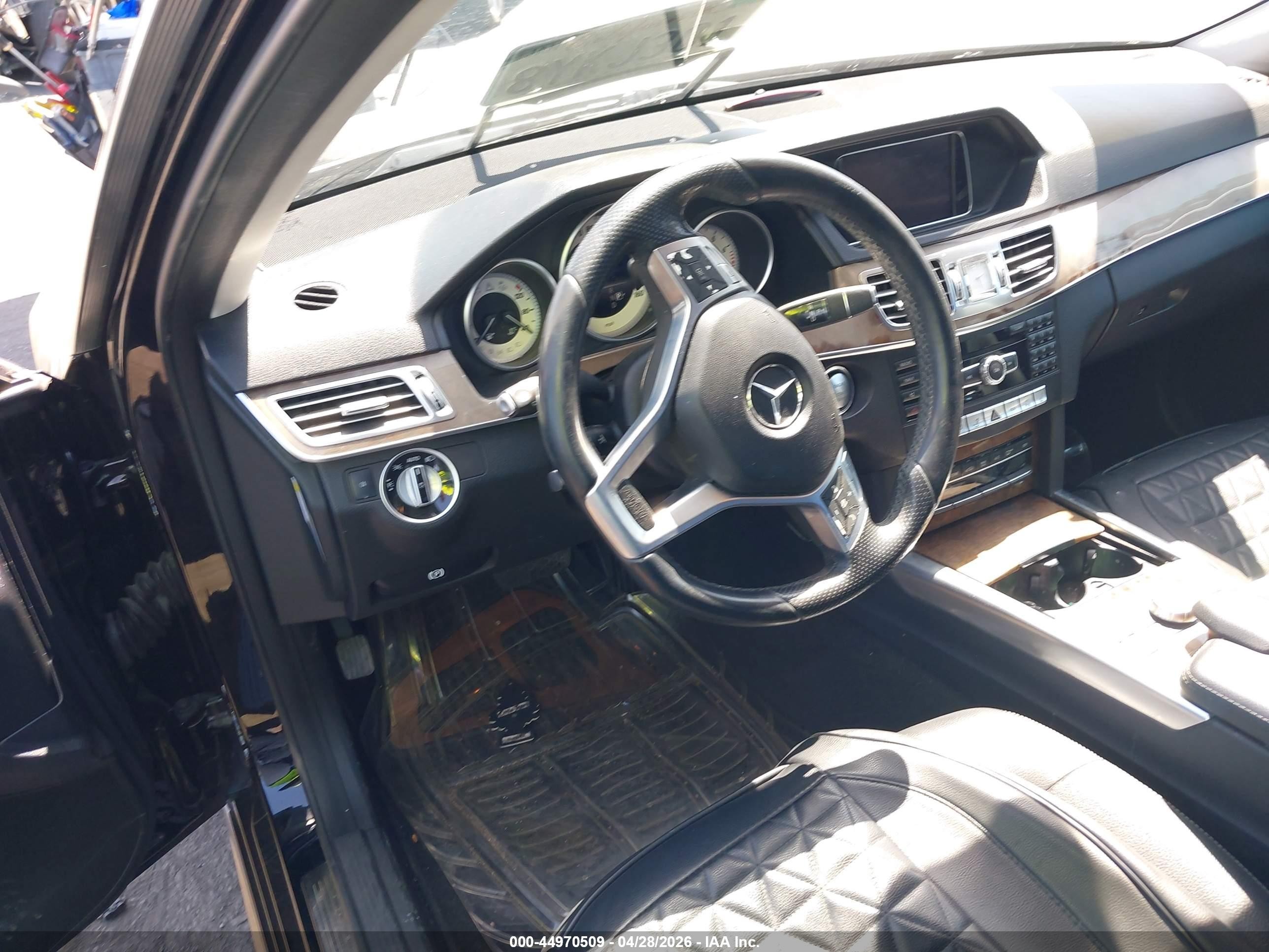 2014 Mercedes-benz E 350   Black vin: WDDHF5KB7EA887455