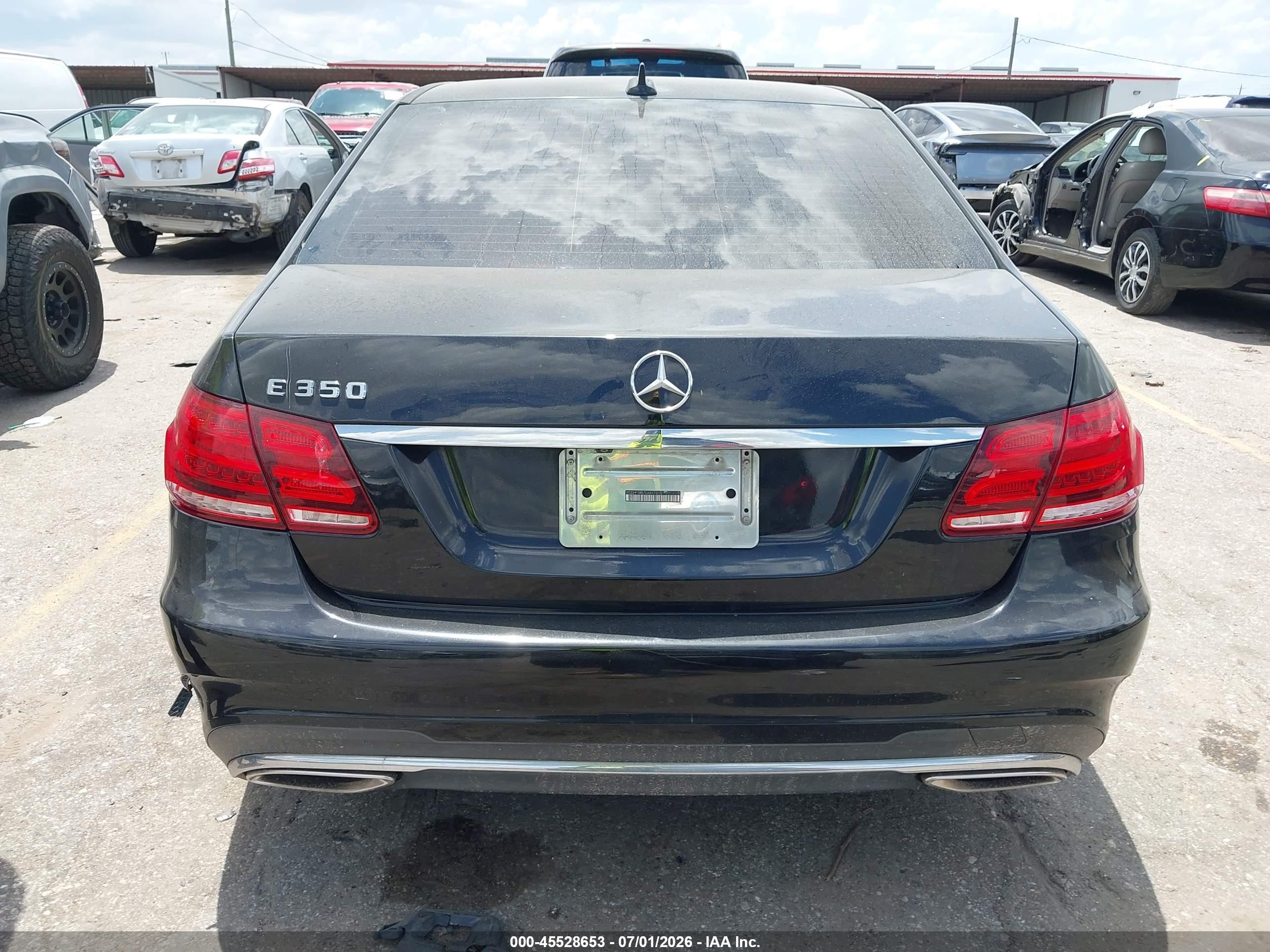 2014 Mercedes-benz E 350   Black vin: WDDHF5KB7EA897015