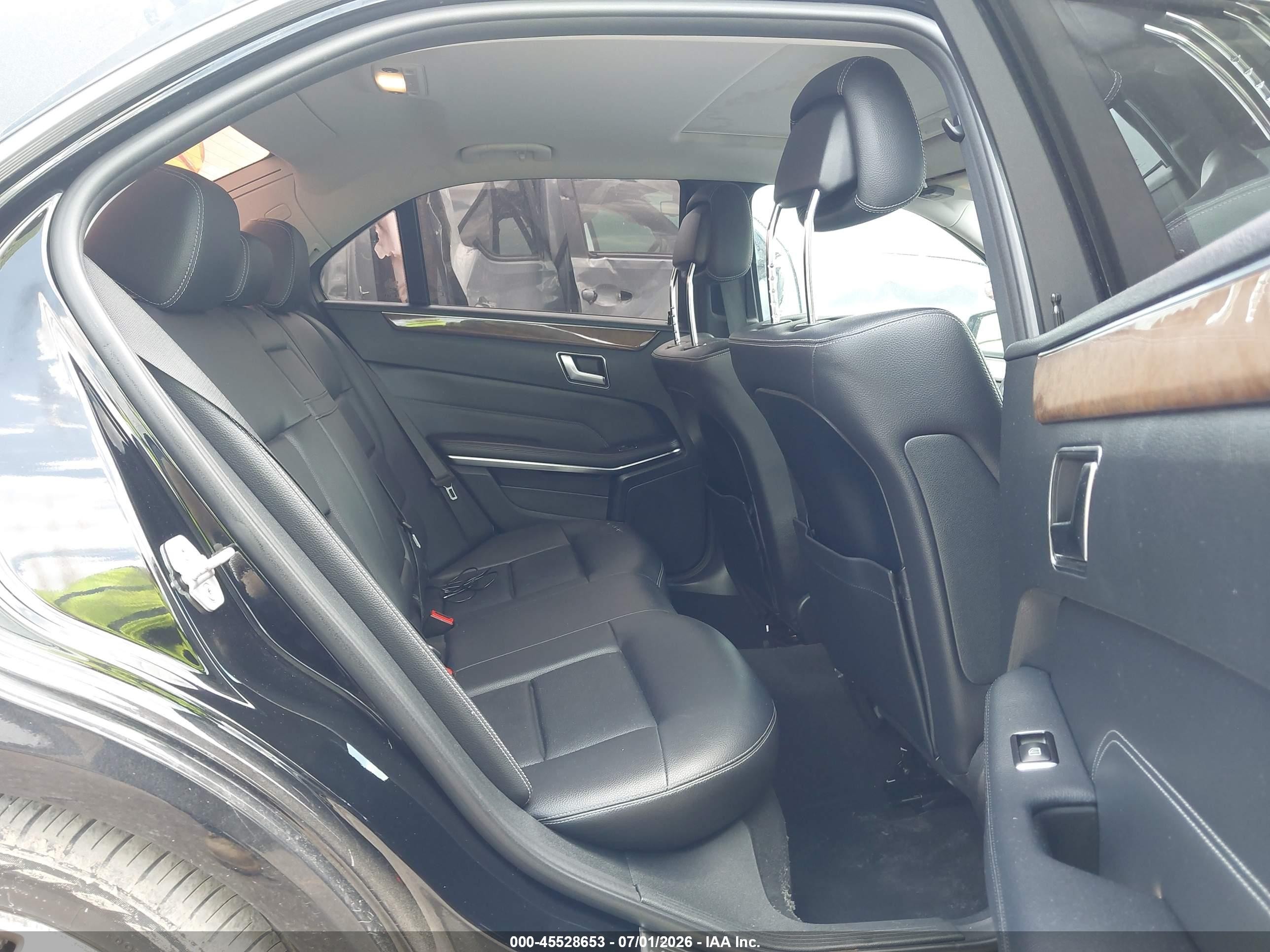 2014 Mercedes-benz E 350   Black vin: WDDHF5KB7EA897015