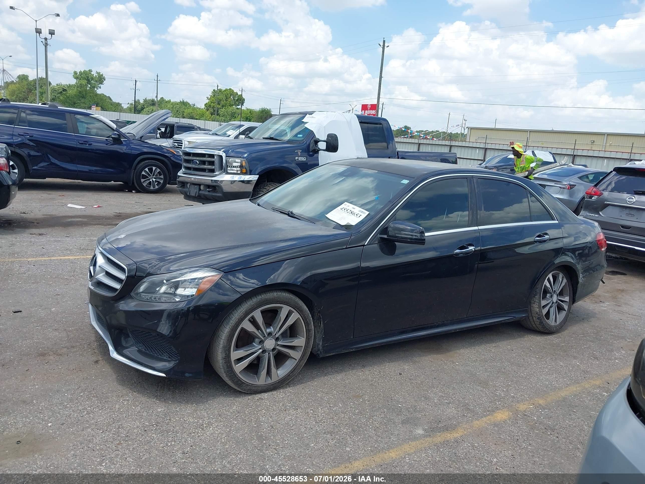 2014 Mercedes-benz E 350   Black vin: WDDHF5KB7EA897015