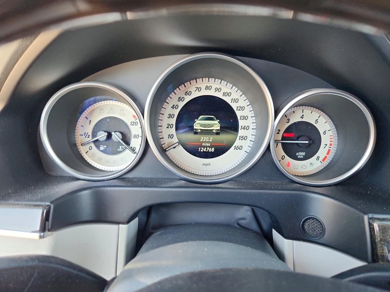 2014 Mercedes-benz E 350 Silver vin: WDDHF5KB7EB007929