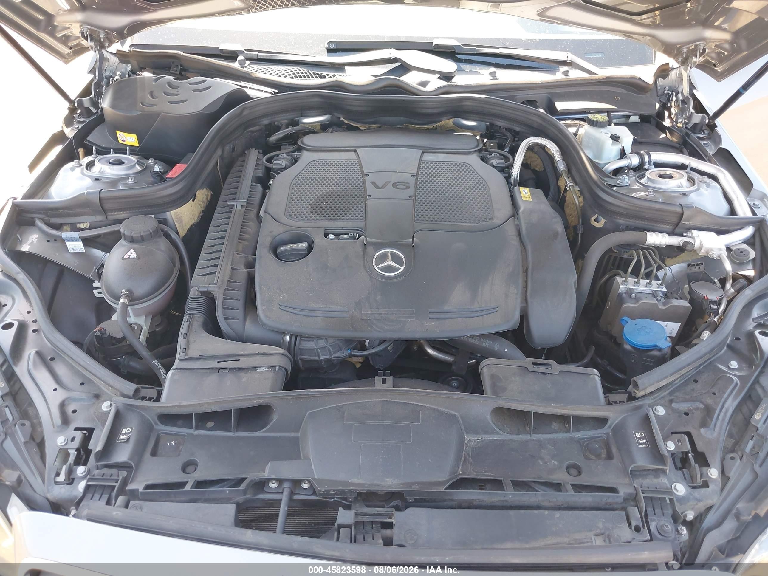 2014 Mercedes-benz E 350 Серый vin: WDDHF5KB7EB022270