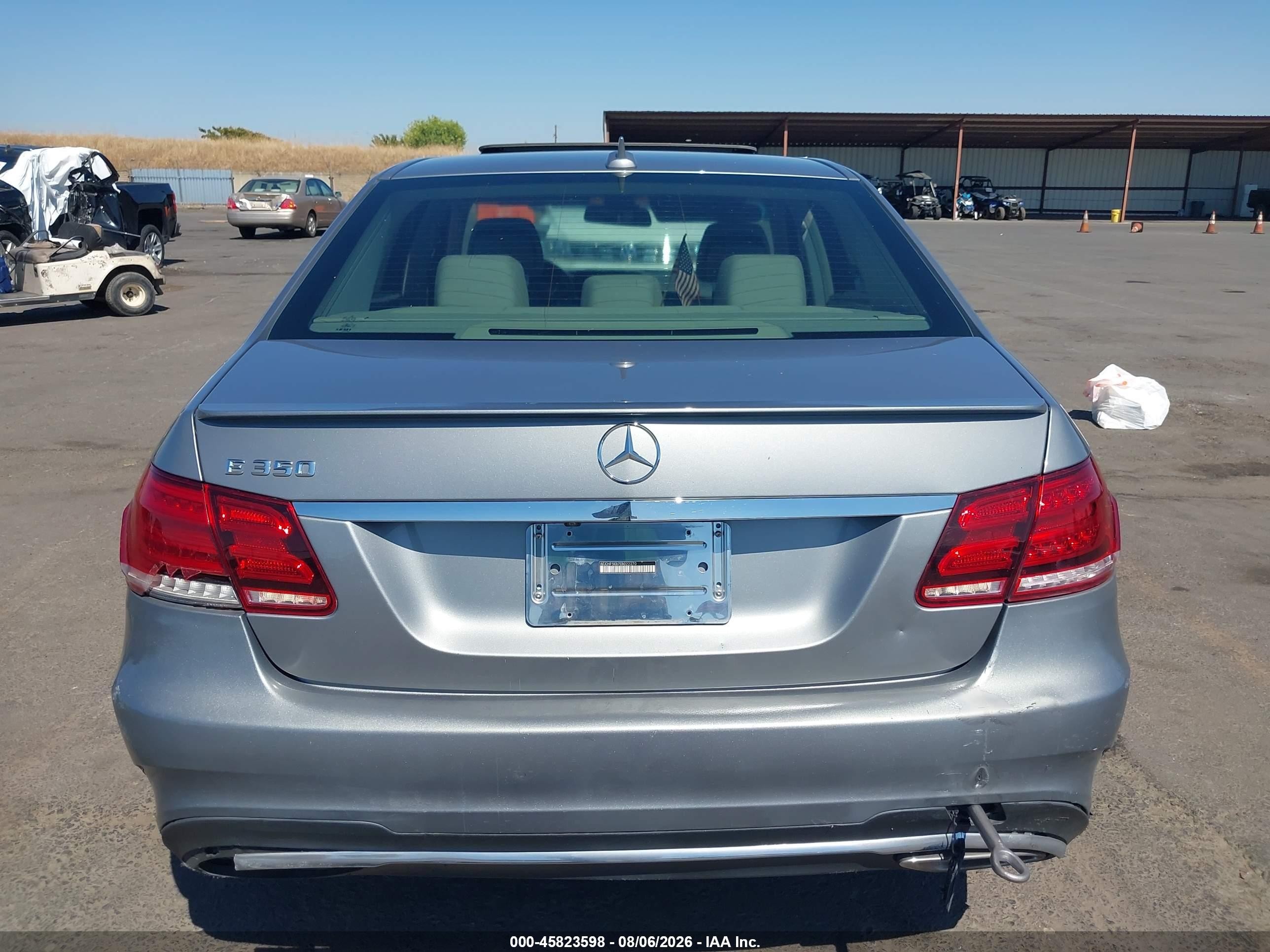 2014 Mercedes-benz E 350 Серый vin: WDDHF5KB7EB022270