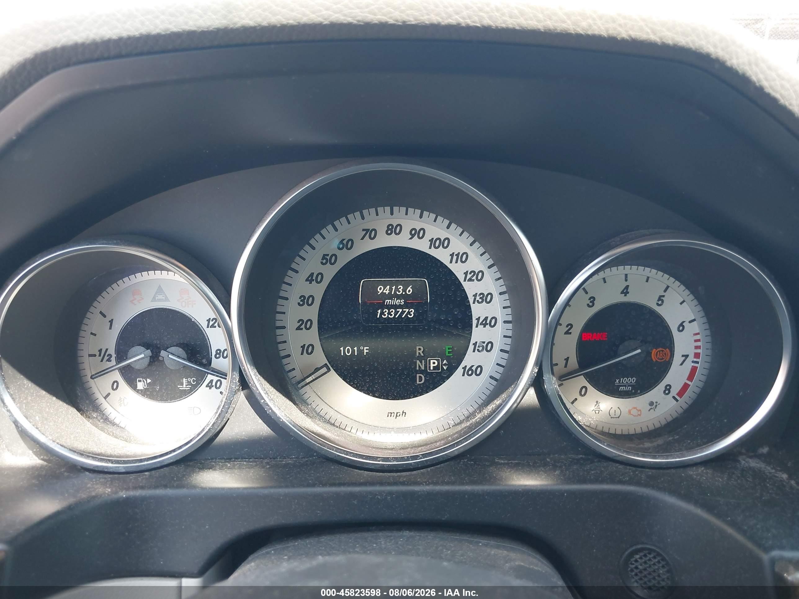 2014 Mercedes-benz E 350 Серый vin: WDDHF5KB7EB022270