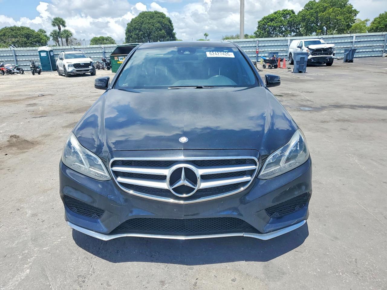 2014 Mercedes-benz E 350 Black vin: WDDHF5KB7EB035892