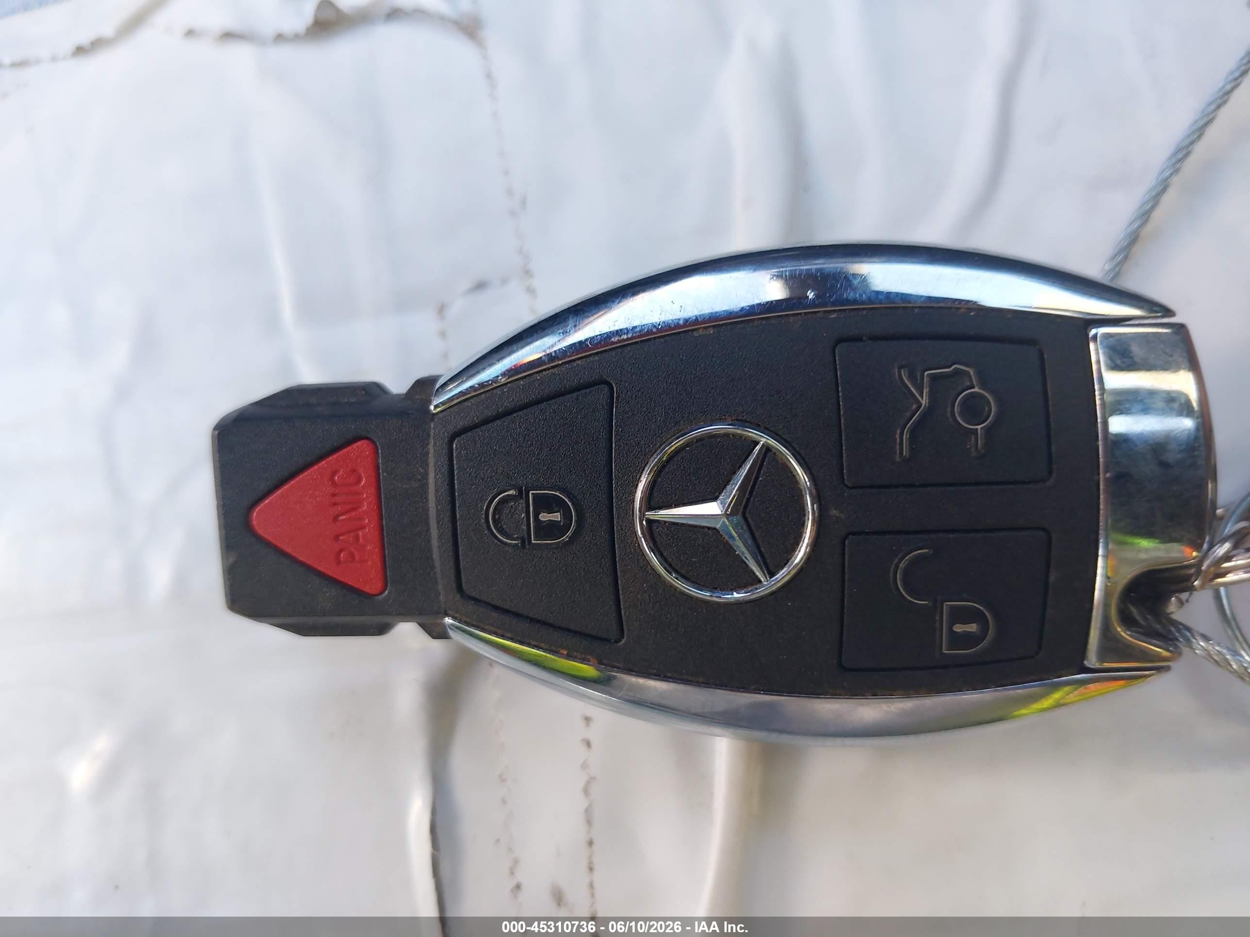 2014 Mercedes-benz E 350   Black vin: WDDHF5KB7EB051316