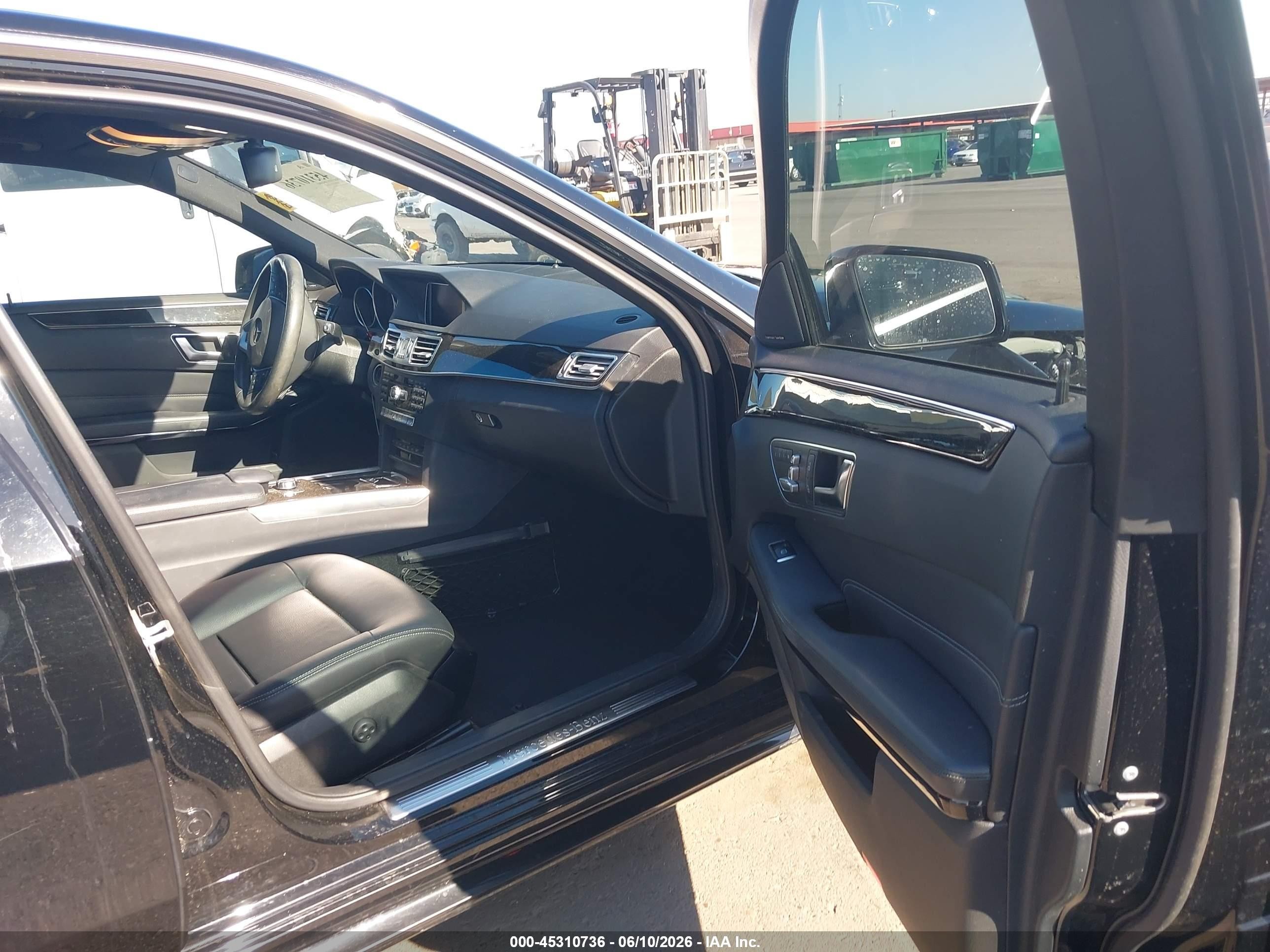 2014 Mercedes-benz E 350   Black vin: WDDHF5KB7EB051316