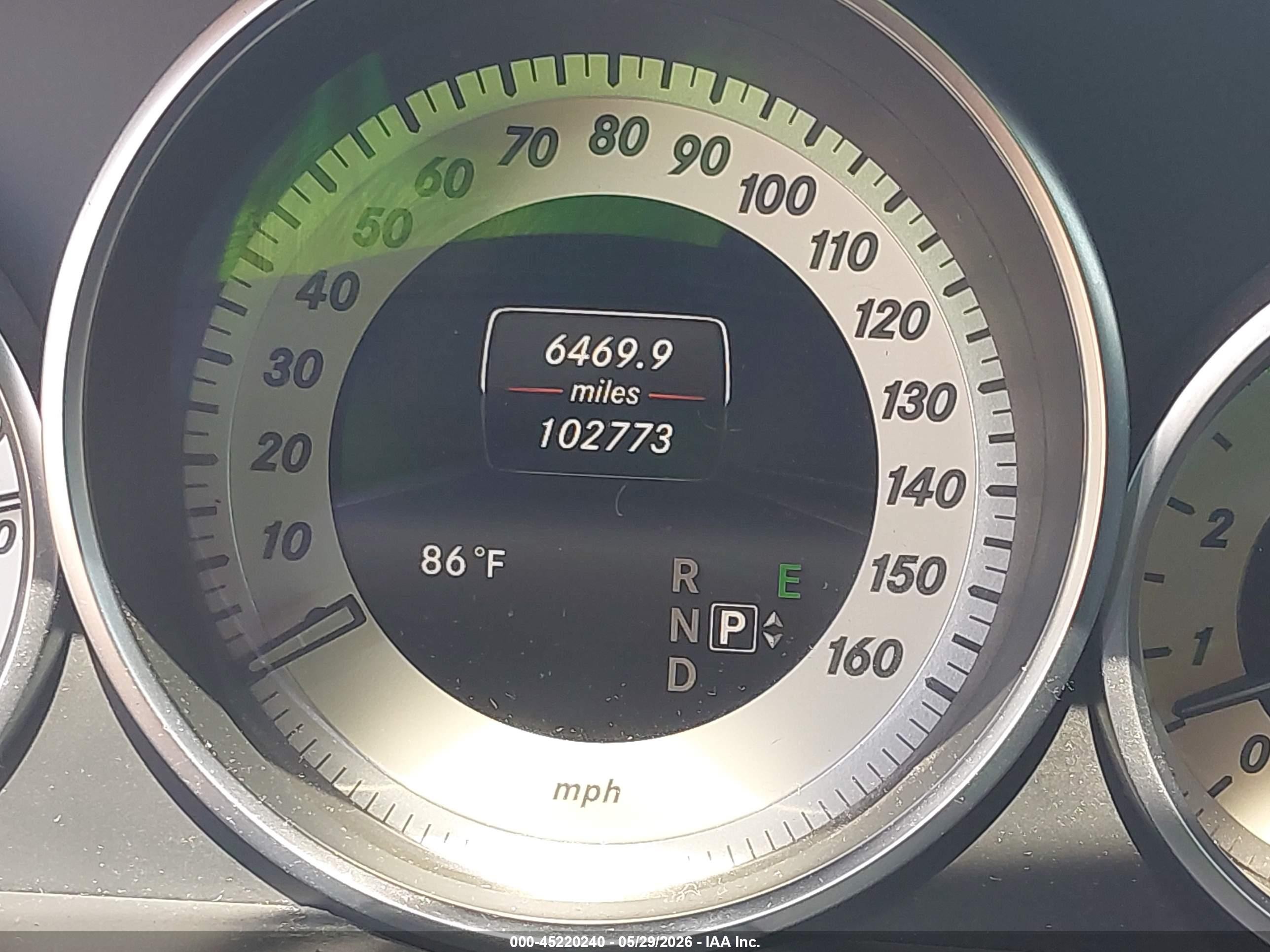 2015 Mercedes-benz E 350   Black vin: WDDHF5KB7FB106977