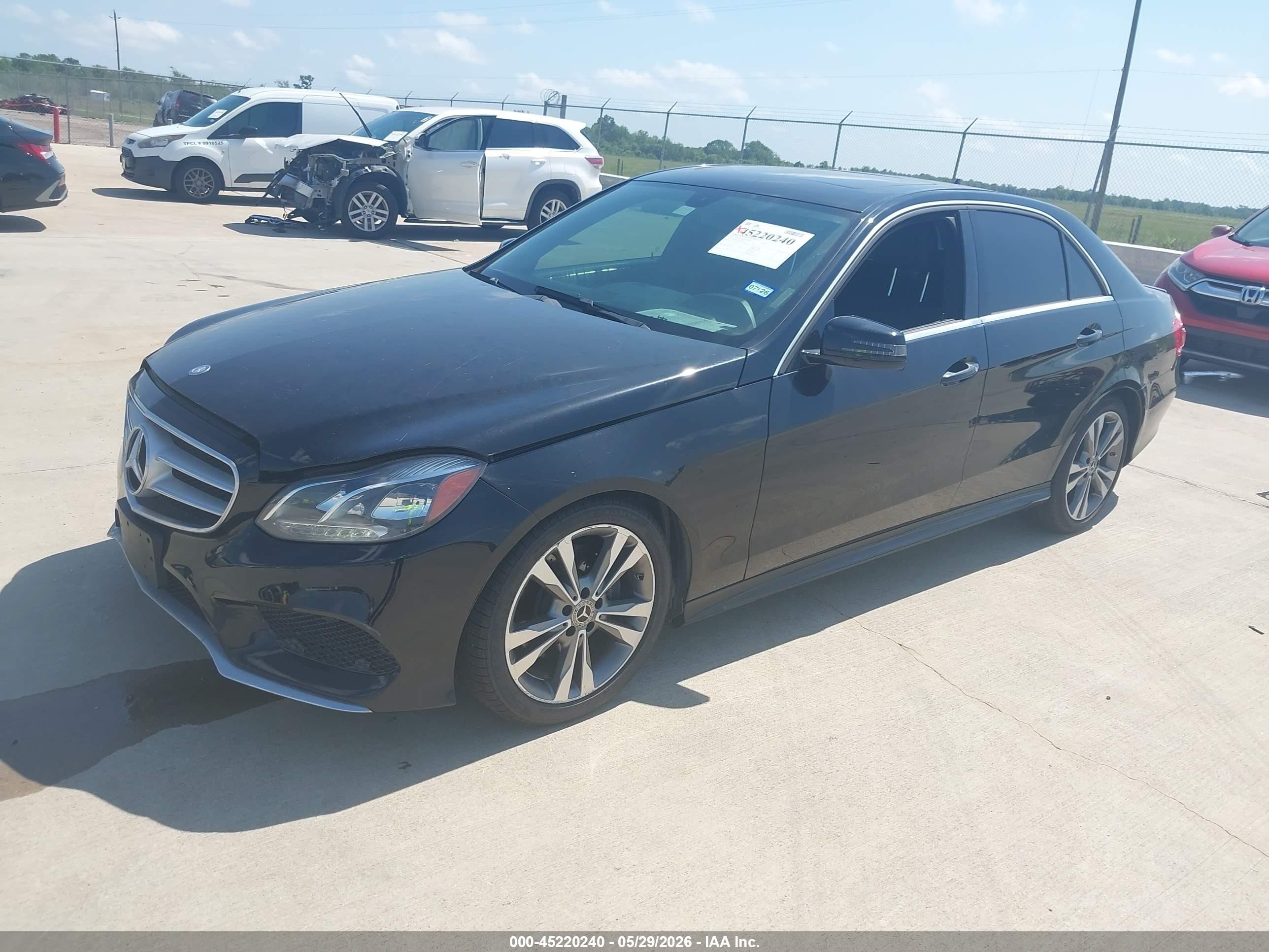 2015 Mercedes-benz E 350   Black vin: WDDHF5KB7FB106977