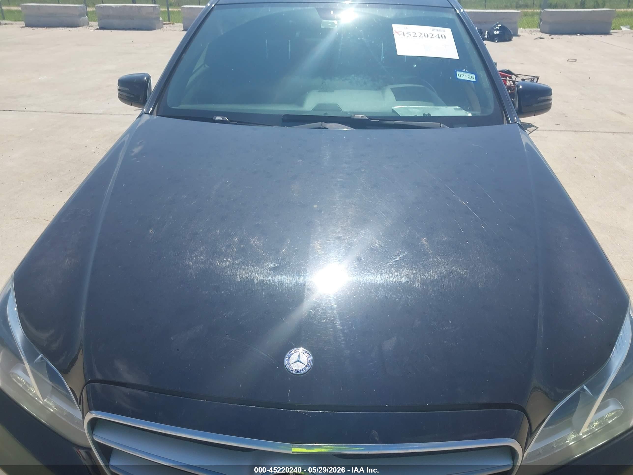 2015 Mercedes-benz E 350   Black vin: WDDHF5KB7FB106977
