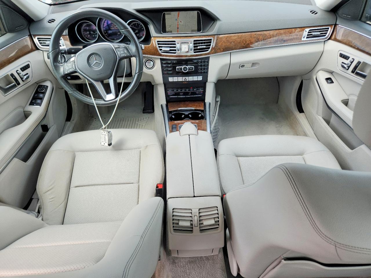 2015 Mercedes-benz E 350 Серый vin: WDDHF5KB7FB142605
