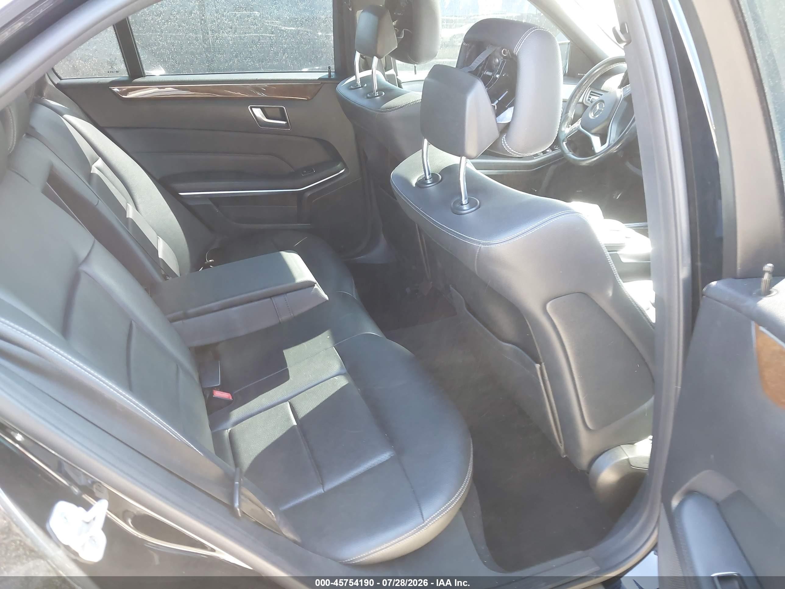 2016 Mercedes-benz E 350   Black vin: WDDHF5KB7GB184936