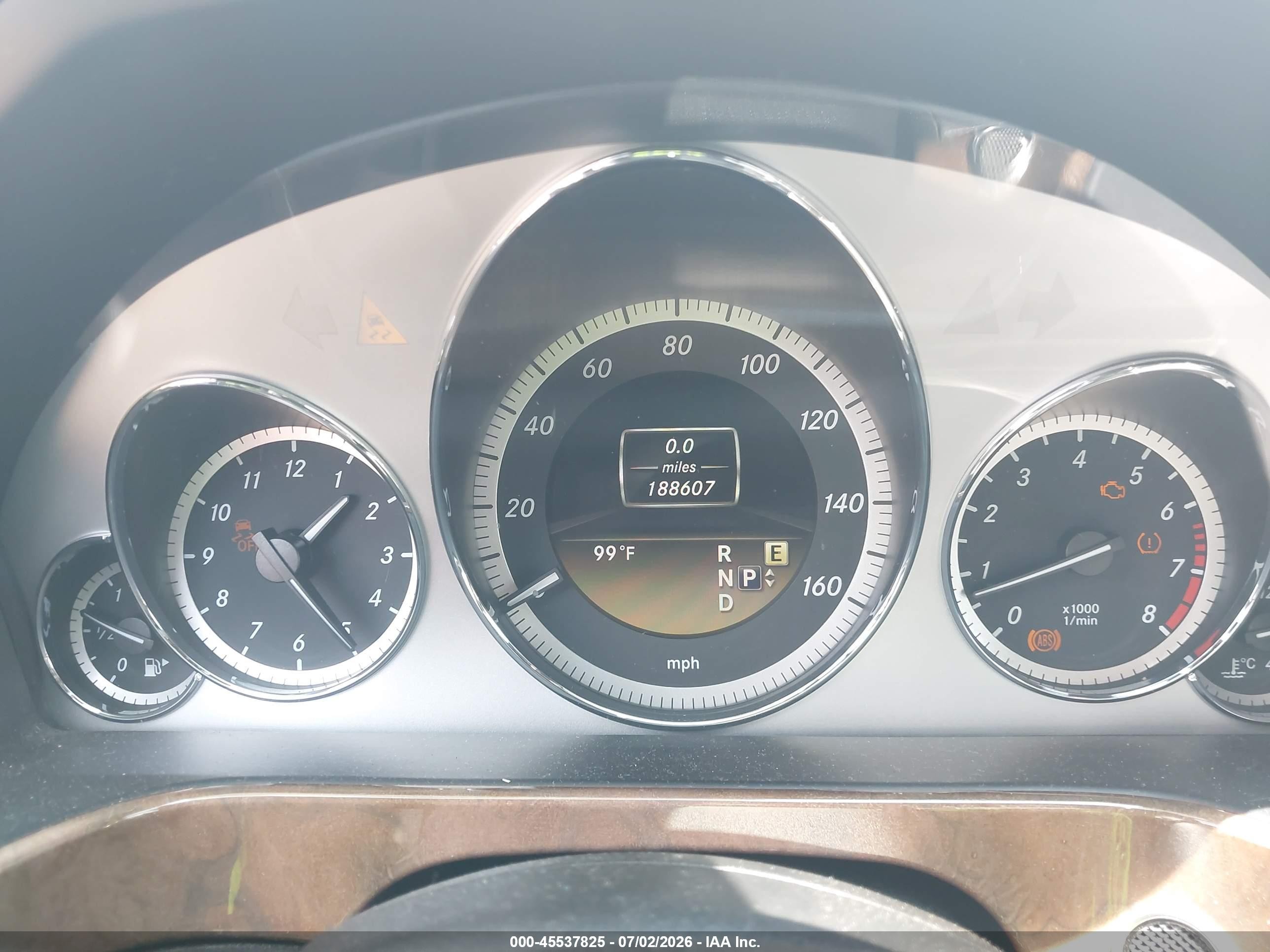 2012 Mercedes-benz E 350 White vin: WDDHF5KB8CA527575
