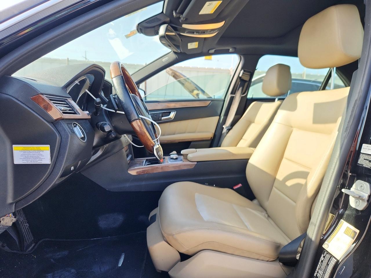2012 Mercedes-benz E 350 Black vin: WDDHF5KB8CA555537