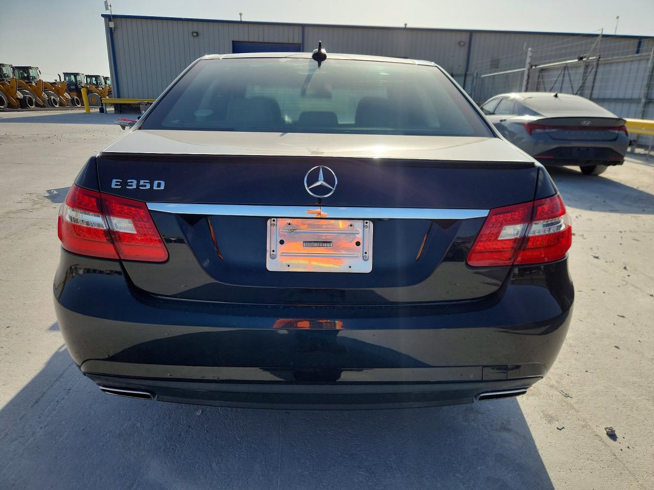2012 Mercedes-benz E 350 Black vin: WDDHF5KB8CA555537