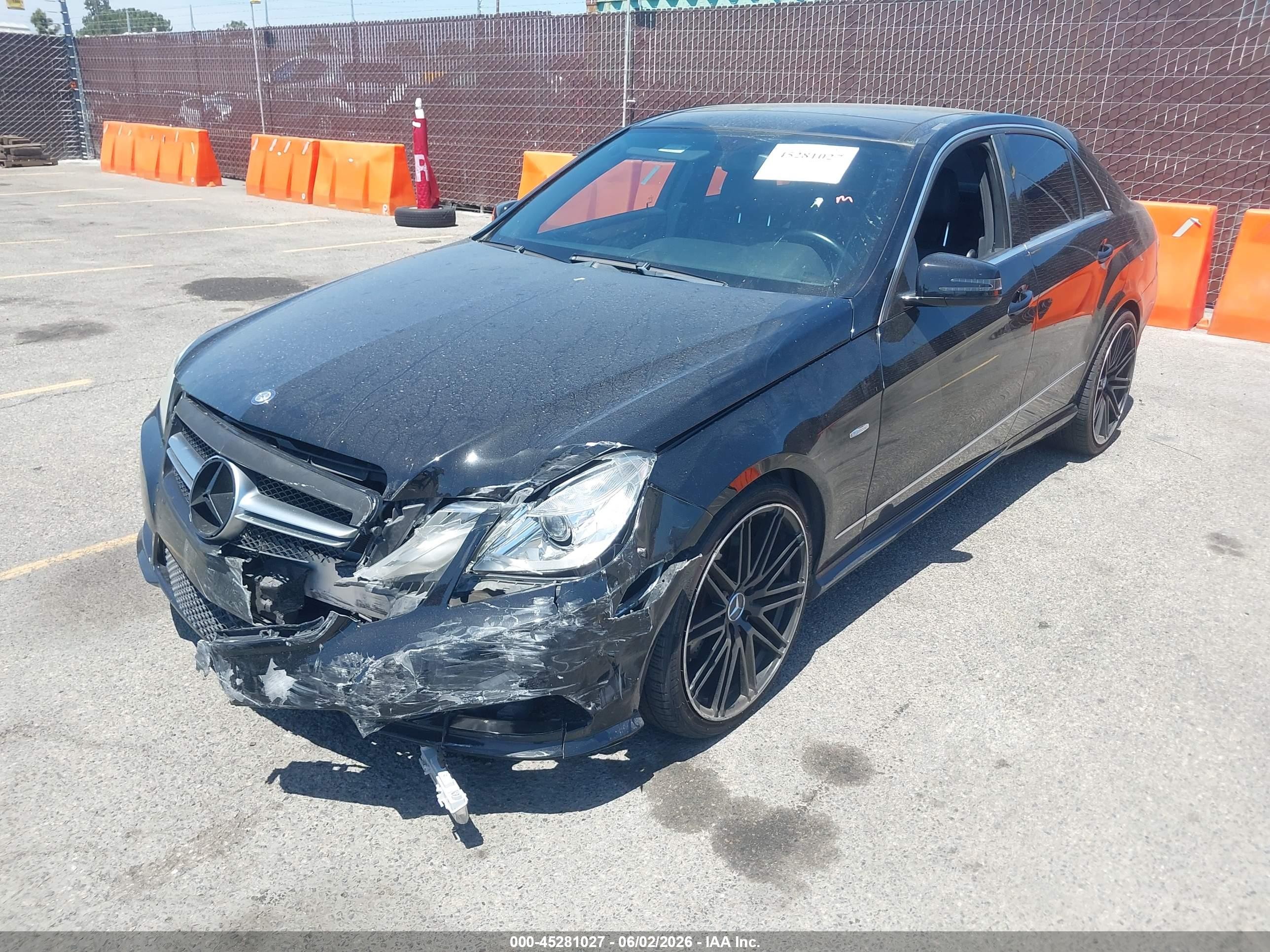 2012 Mercedes-benz E 350   Черный vin: WDDHF5KB8CA594807