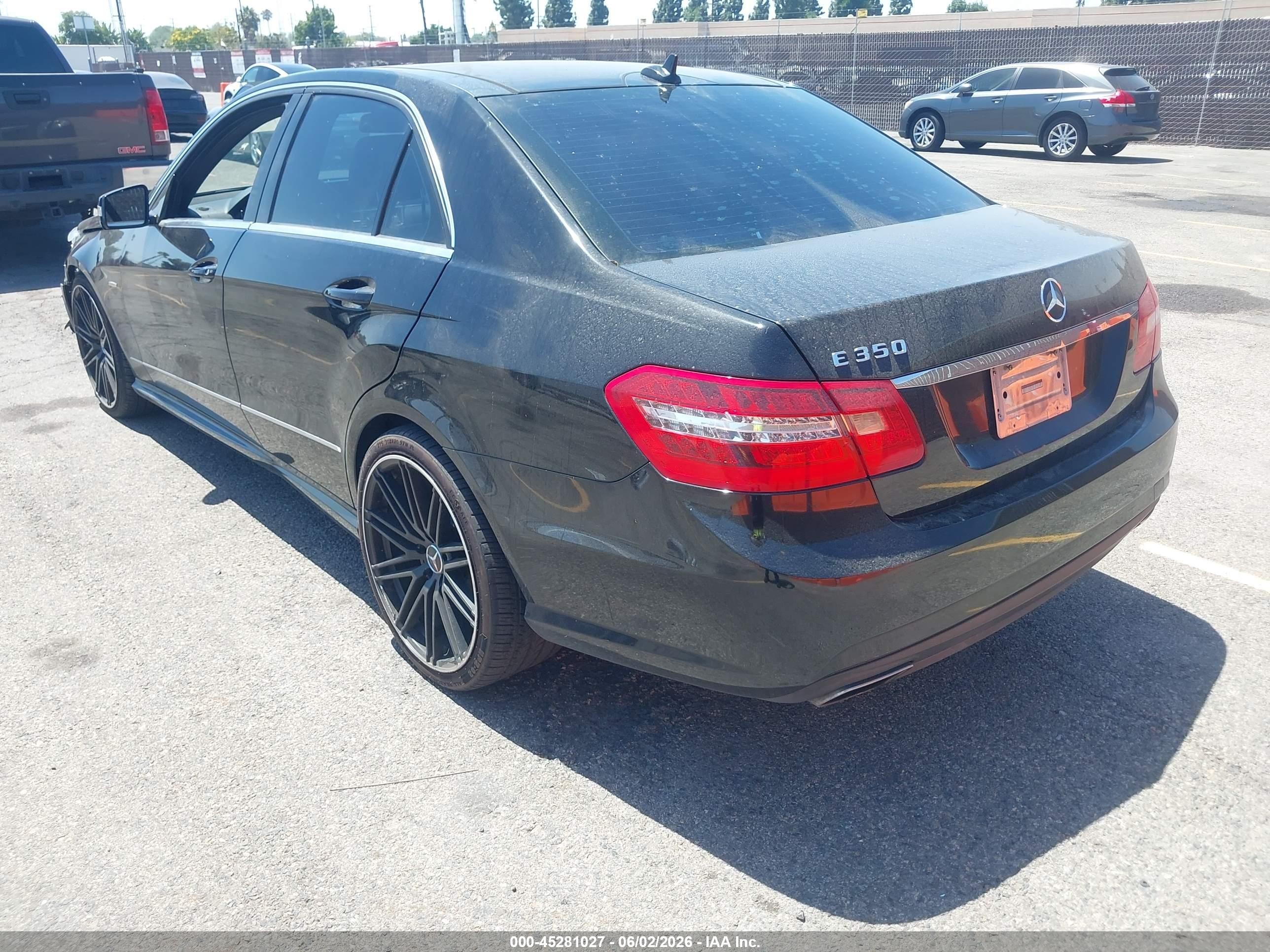 2012 Mercedes-benz E 350   Черный vin: WDDHF5KB8CA594807