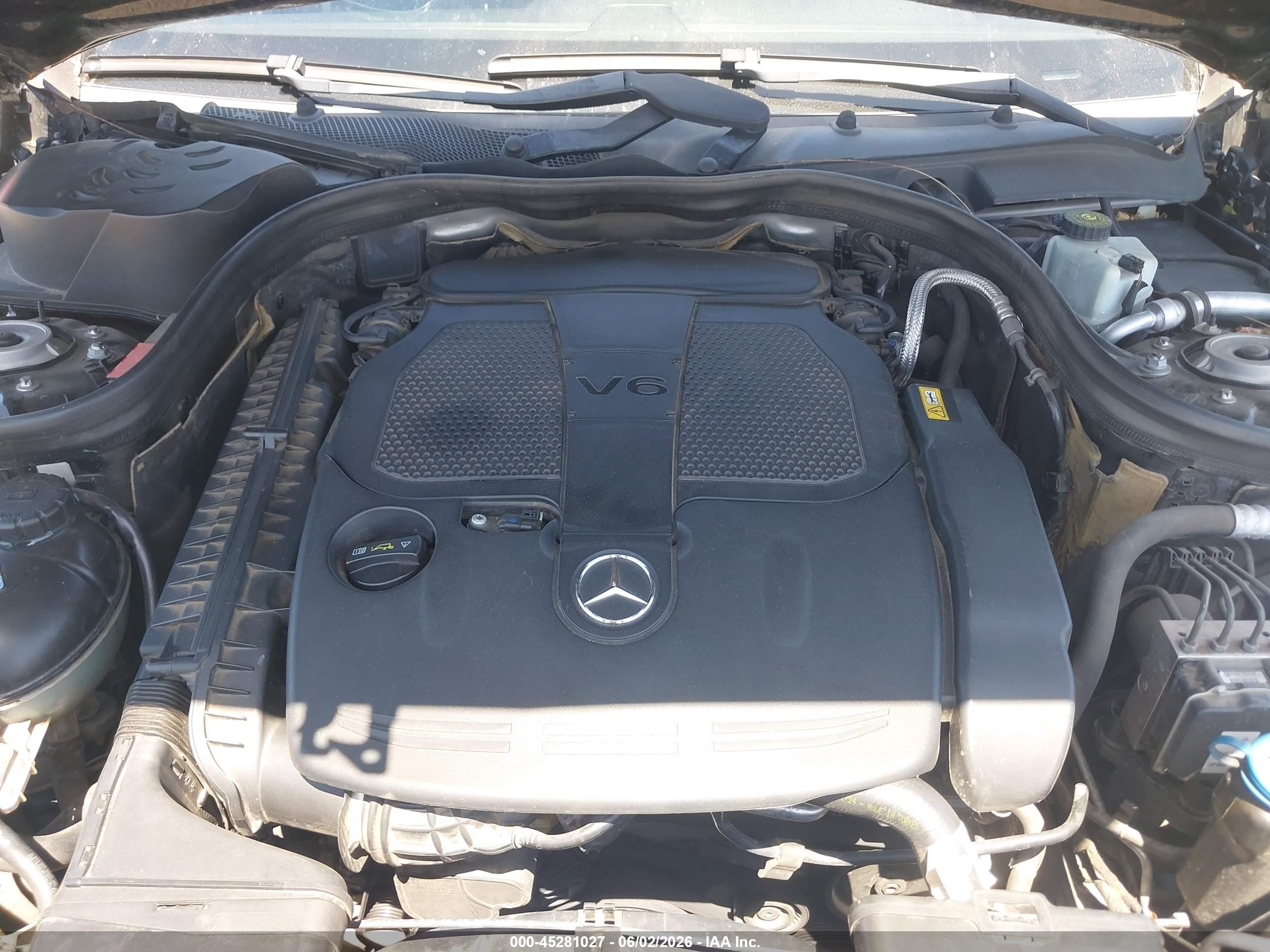 2012 Mercedes-benz E 350   Черный vin: WDDHF5KB8CA594807