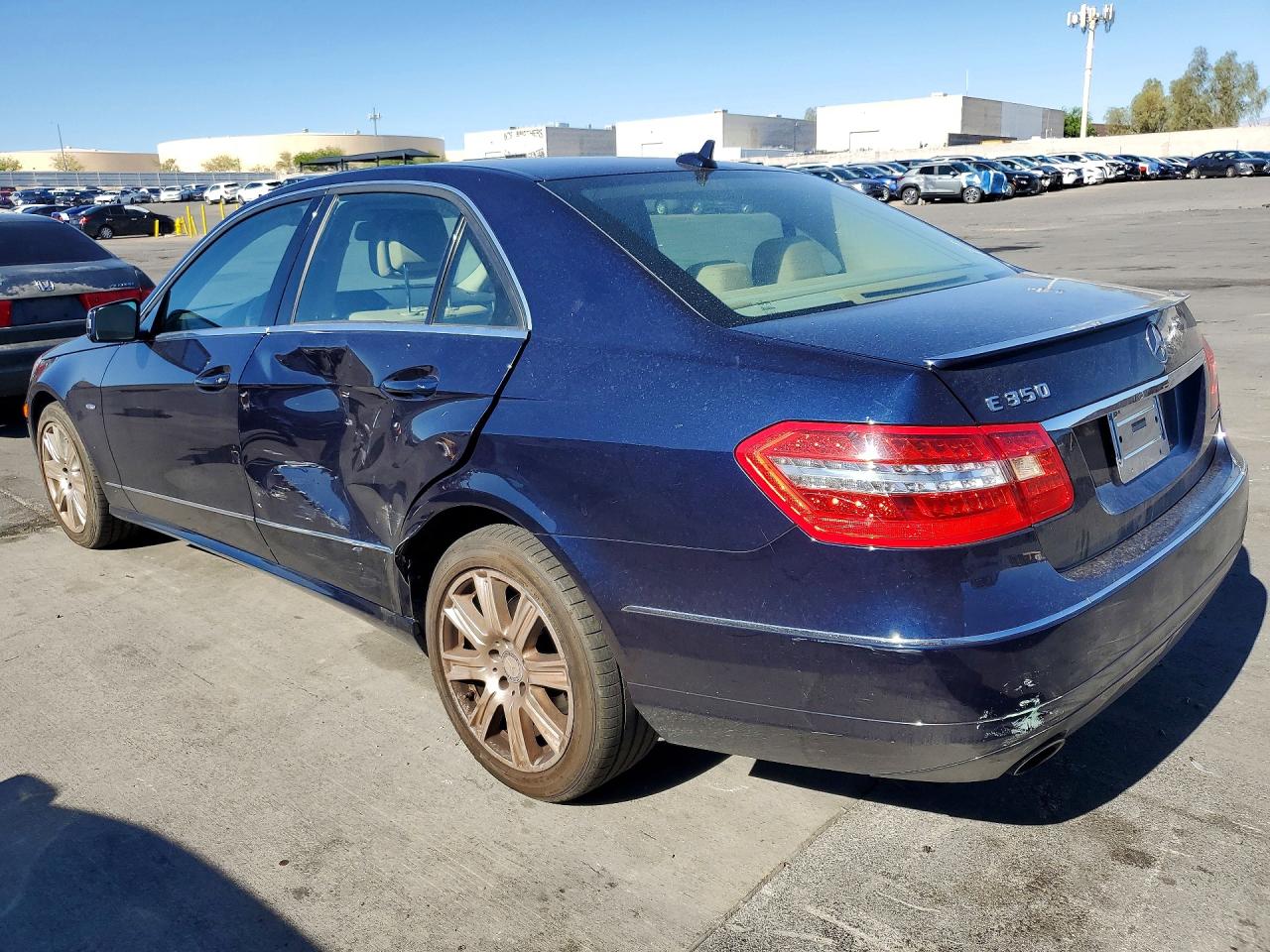 2012 Mercedes-benz E 350 Blue vin: WDDHF5KB8CA596332