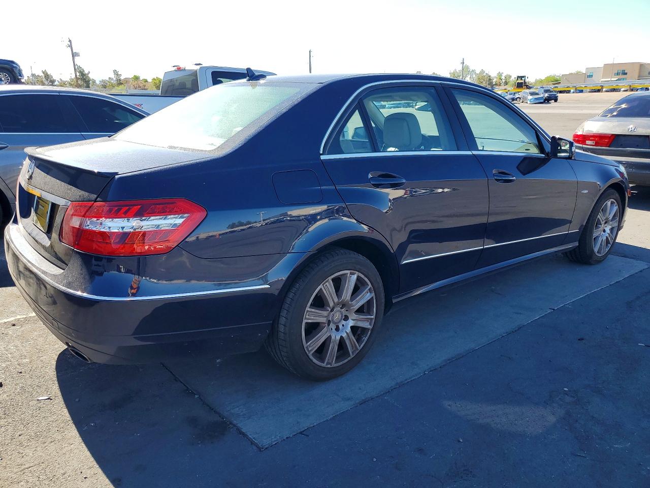 2012 Mercedes-benz E 350 Blue vin: WDDHF5KB8CA596332