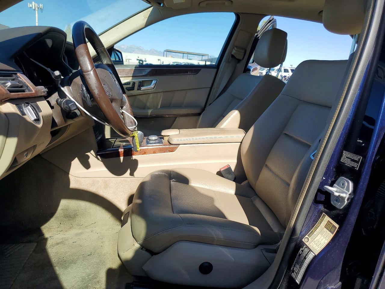 2012 Mercedes-benz E 350 Blue vin: WDDHF5KB8CA596332
