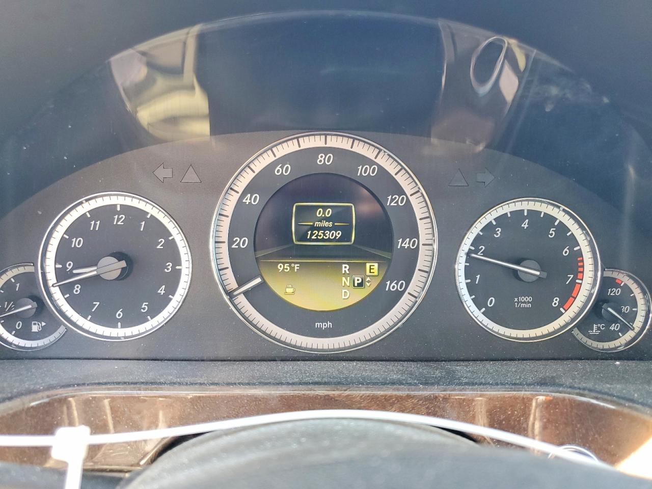 2012 Mercedes-benz E 350 Blue vin: WDDHF5KB8CA596332