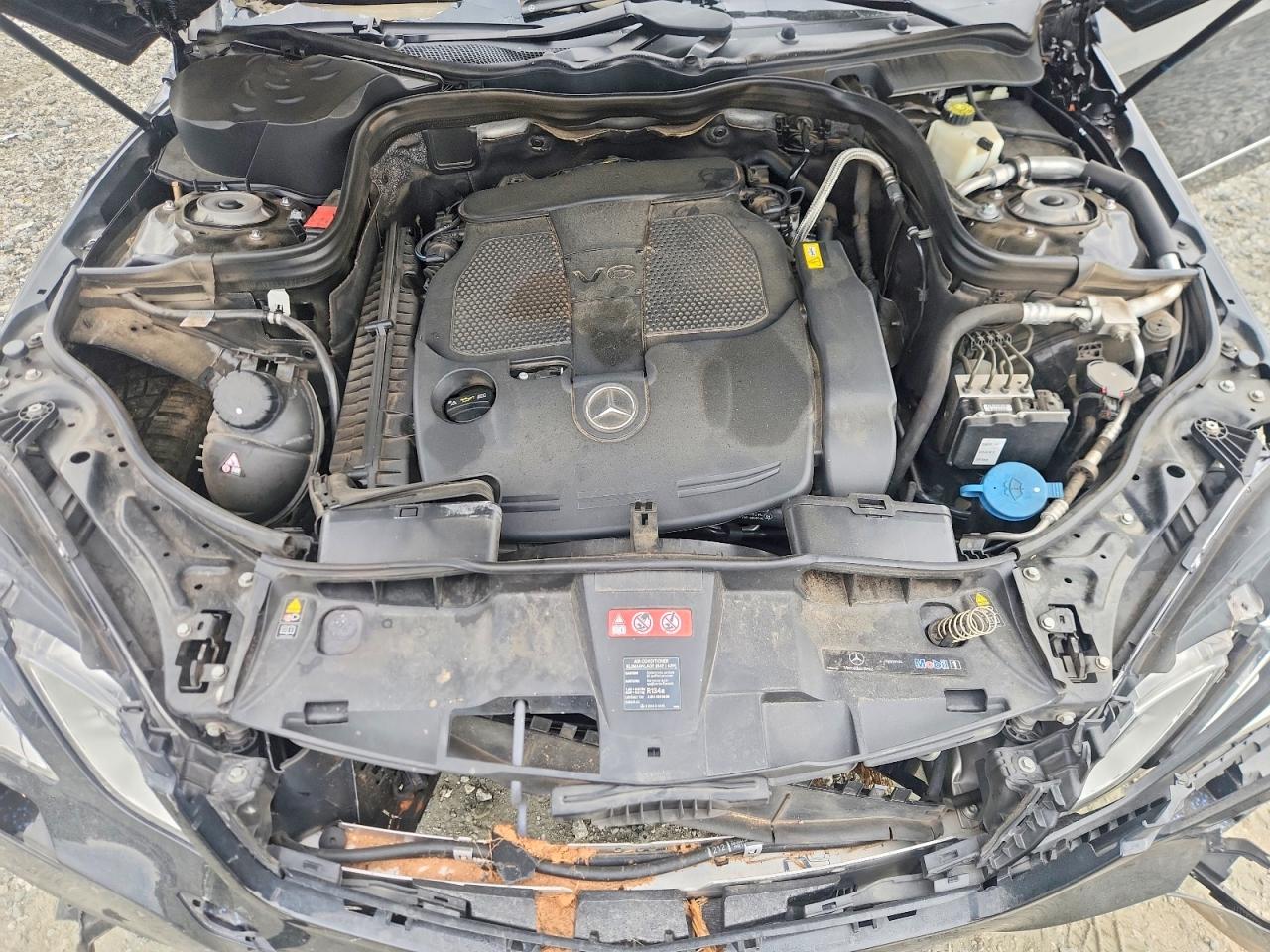 2012 Mercedes-benz E 350 Black vin: WDDHF5KB8CA607698