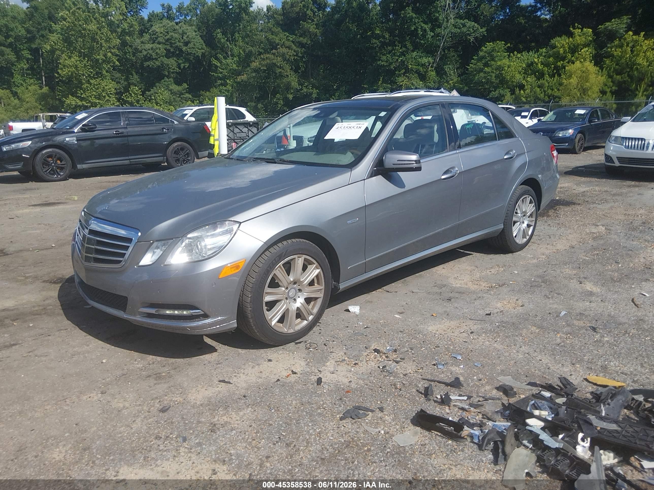 2012 Mercedes-benz E 350   Silver vin: WDDHF5KB8CA608916