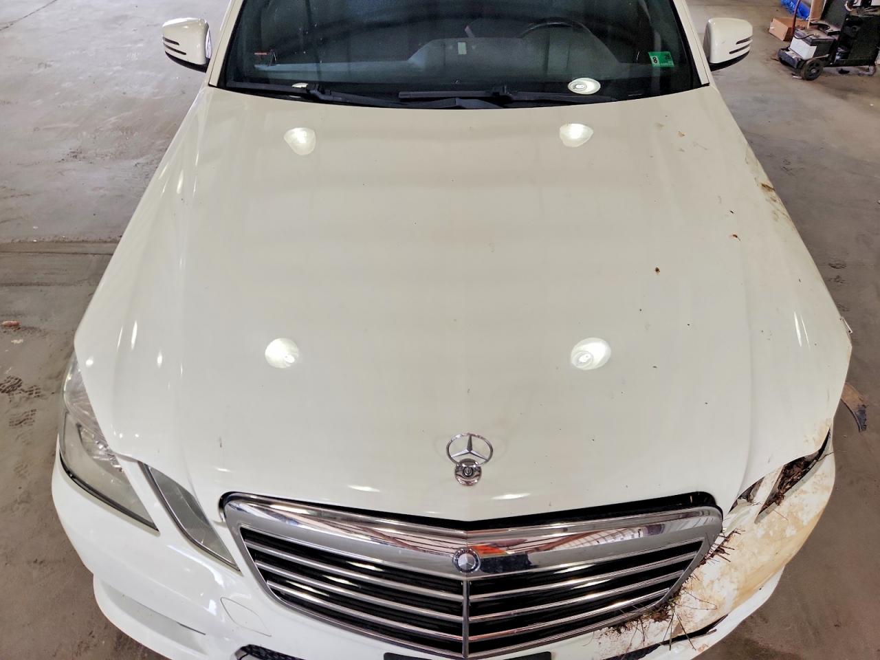 2012 Mercedes-benz E 350 White vin: WDDHF5KB8CA627224
