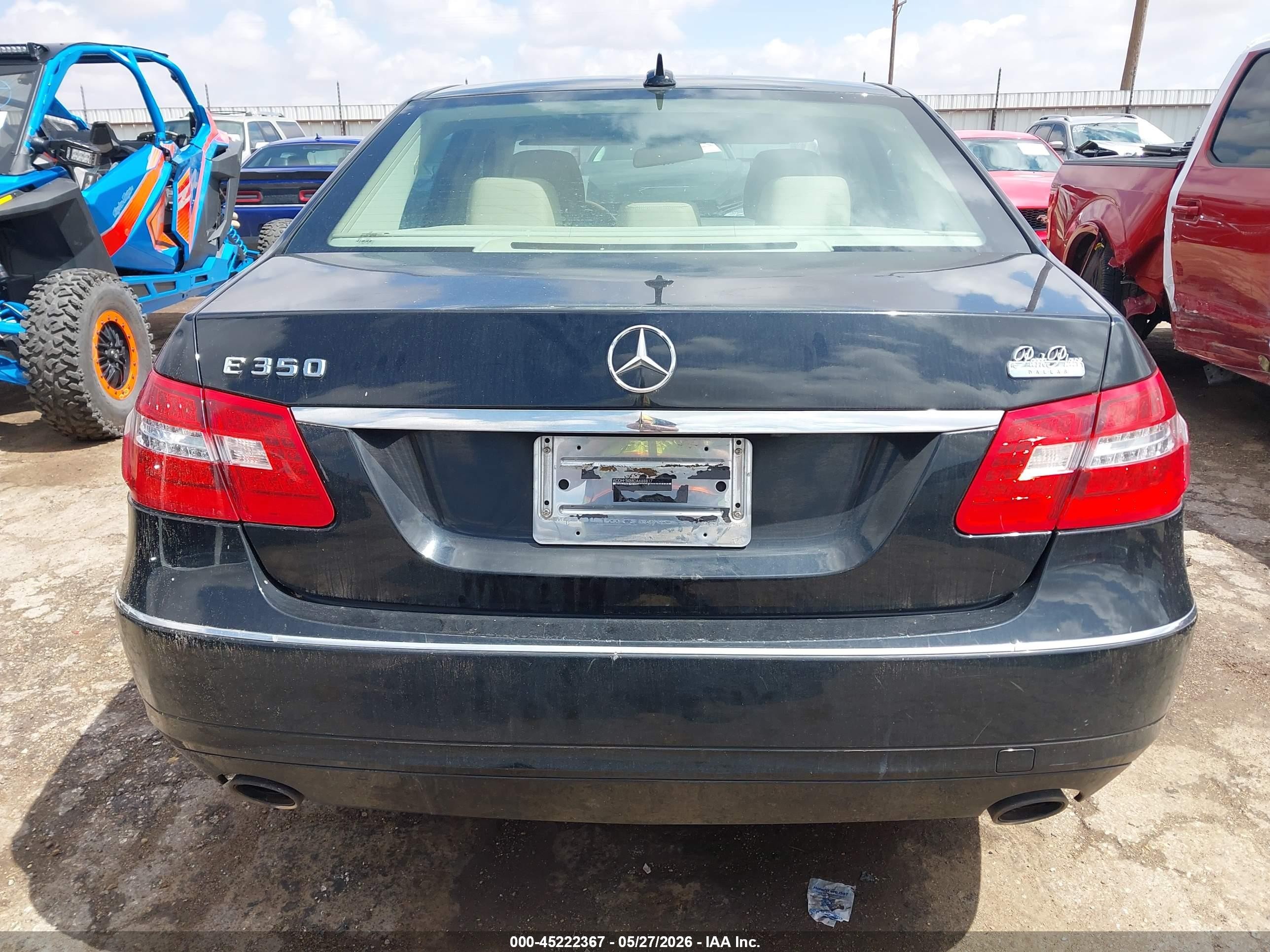 2013 Mercedes-benz E 350   Черный vin: WDDHF5KB8DA688817