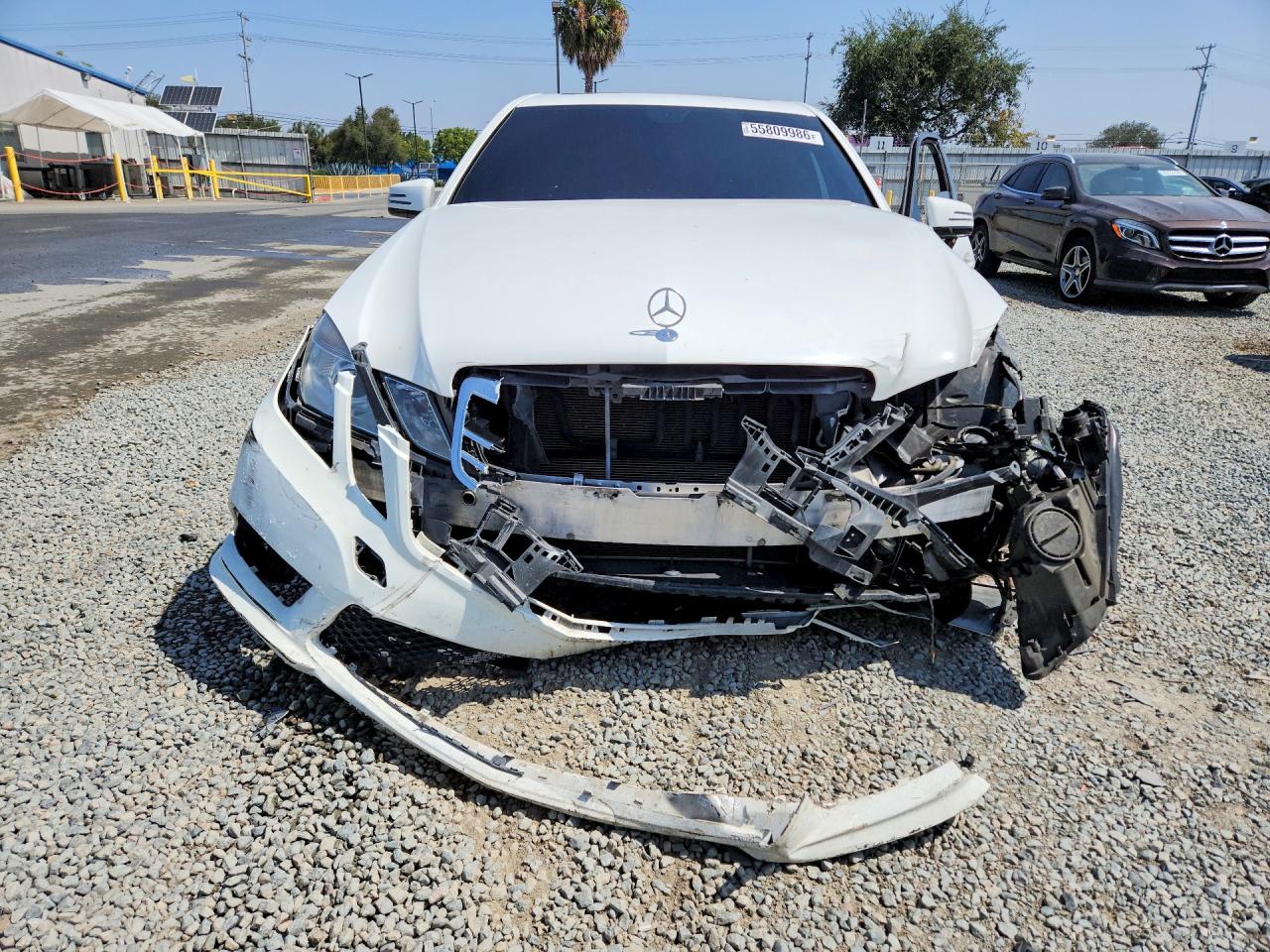 2013 Mercedes-benz E 350 White vin: WDDHF5KB8DA704353