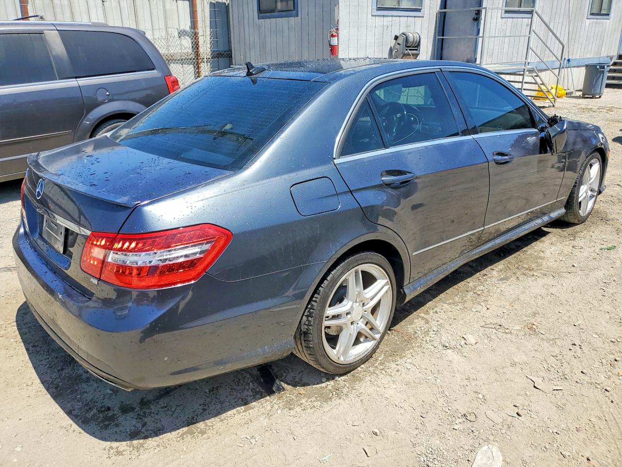 2013 Mercedes-benz E 350 Gray vin: WDDHF5KB8DA713571
