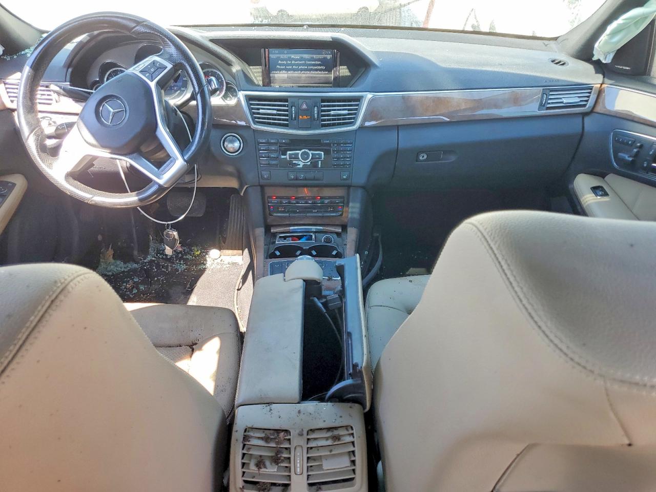2013 Mercedes-benz E 350 White vin: WDDHF5KB8DA725834