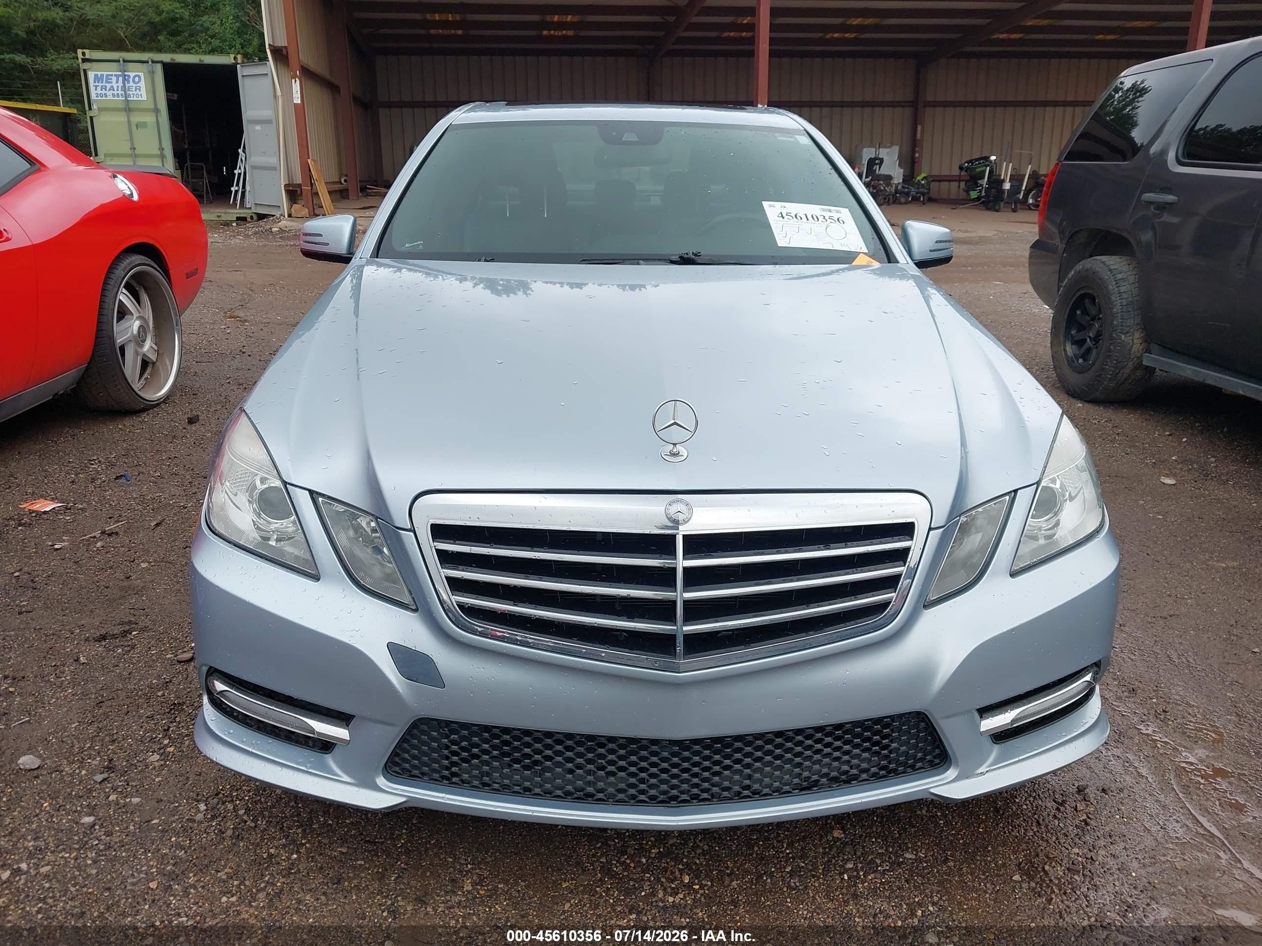 2013 Mercedes-benz E 350   Blue vin: WDDHF5KB8DA736297