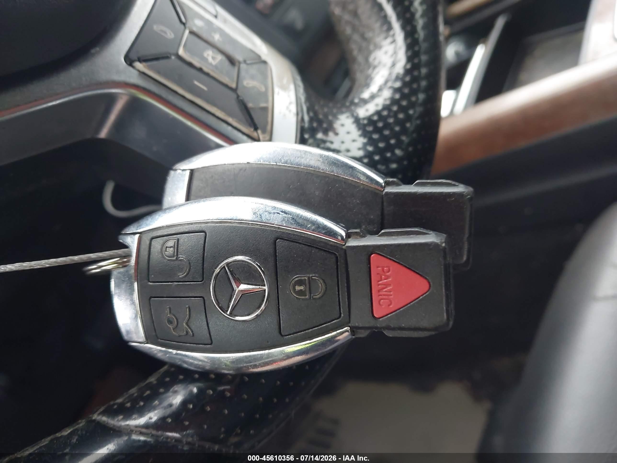 2013 Mercedes-benz E 350   Blue vin: WDDHF5KB8DA736297
