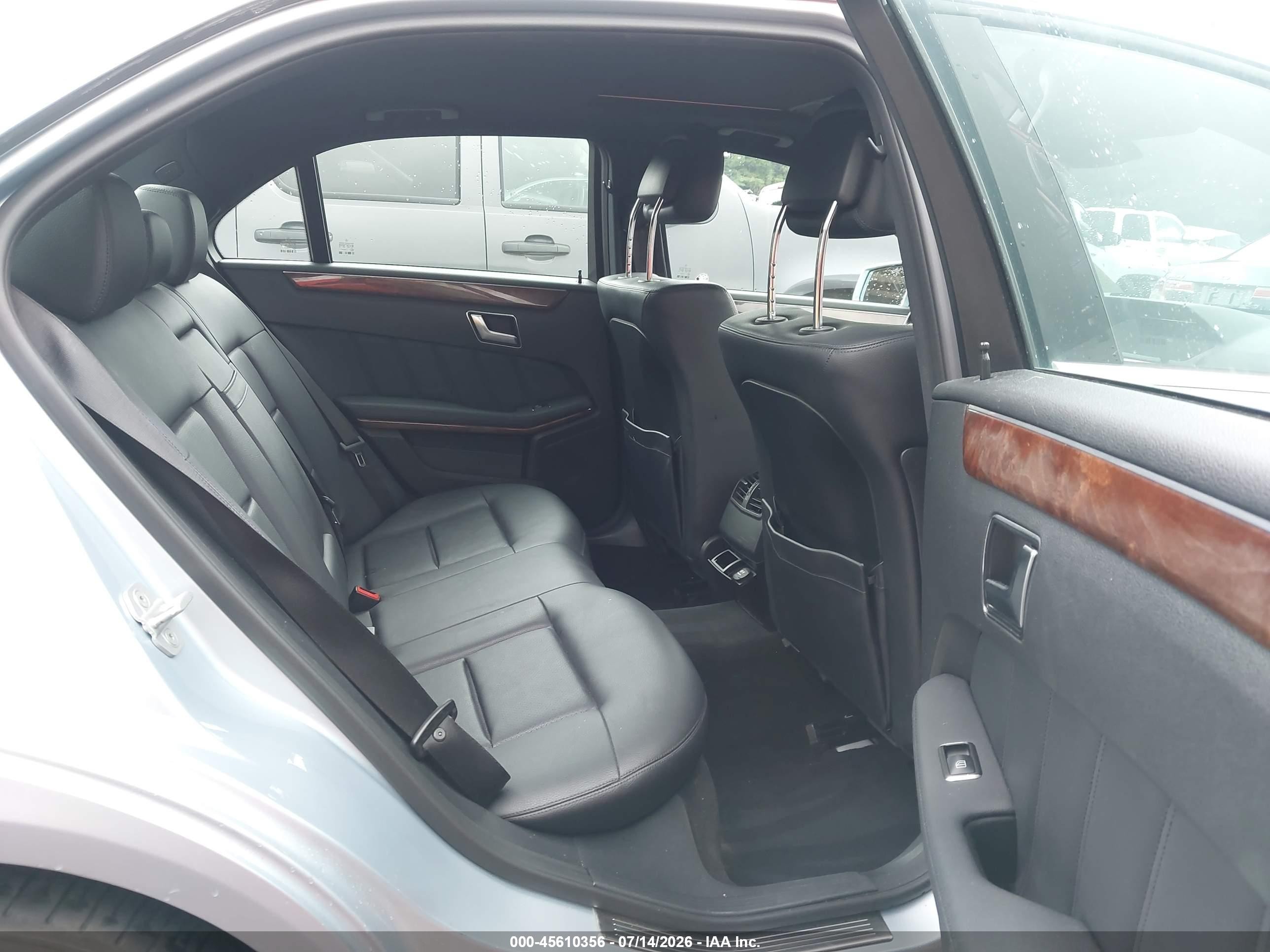 2013 Mercedes-benz E 350   Blue vin: WDDHF5KB8DA736297