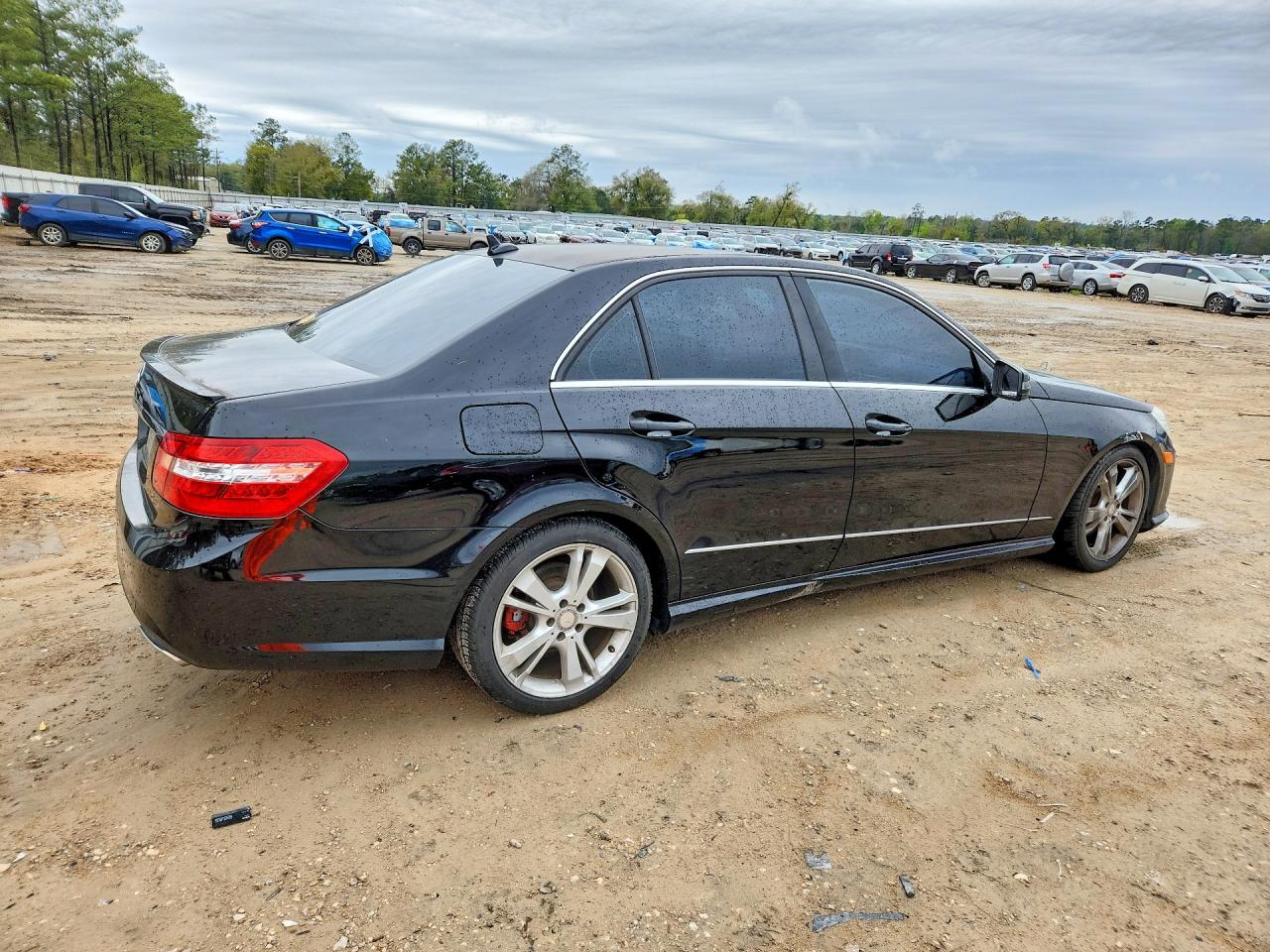 2013 Mercedes-benz E 350 Black vin: WDDHF5KB8DA764200