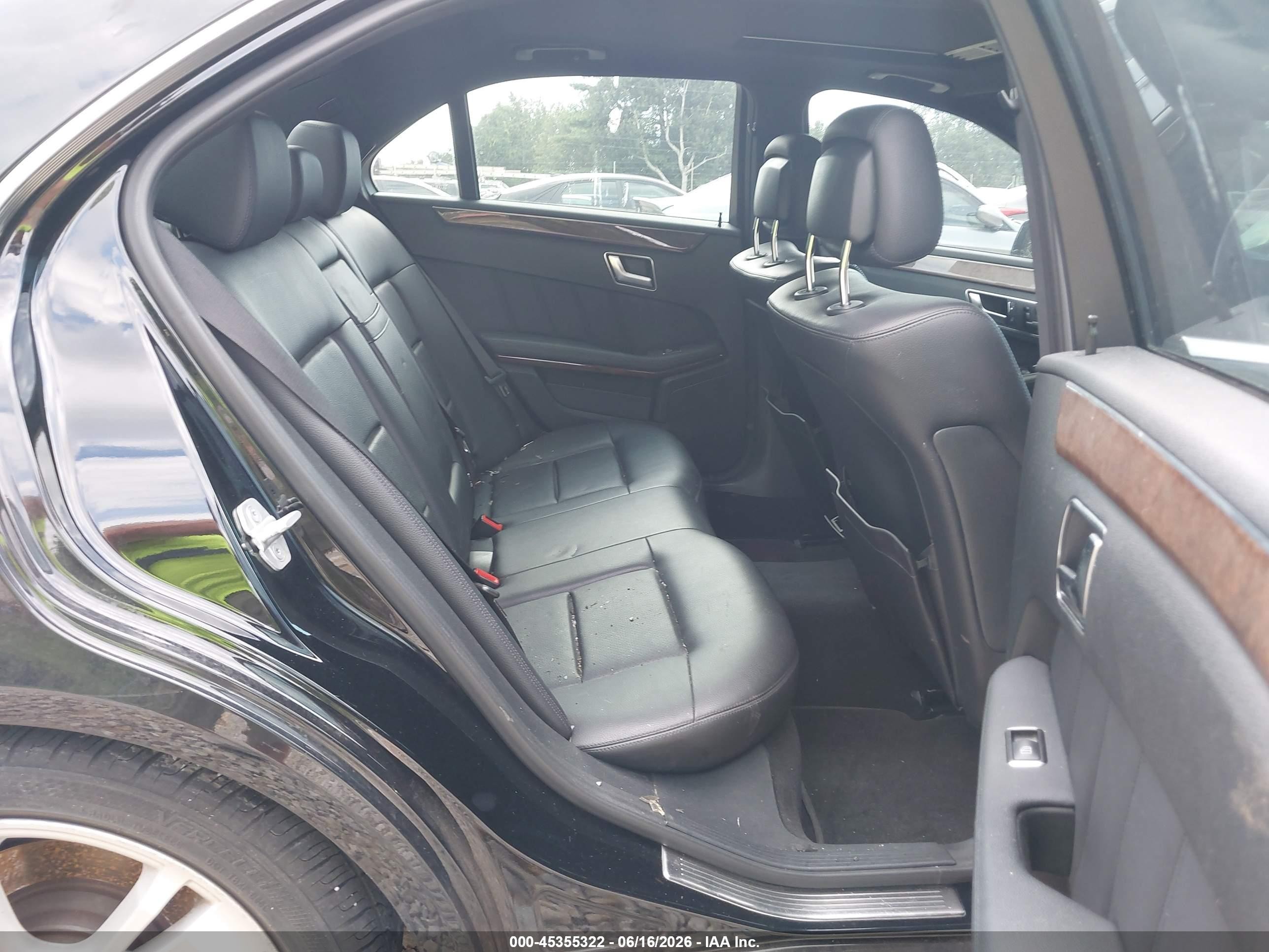 2013 Mercedes-benz E 350   Black vin: WDDHF5KB8DA772409