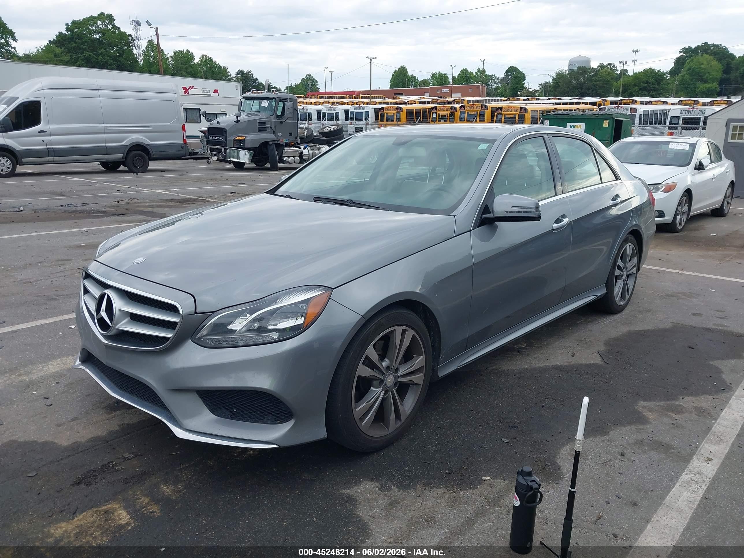 2014 Mercedes-benz E 350 Серый vin: WDDHF5KB8EA808861