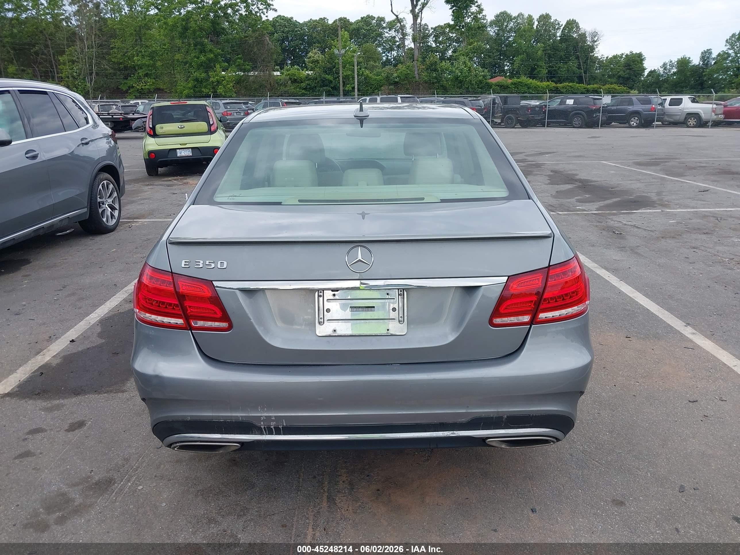 2014 Mercedes-benz E 350 Серый vin: WDDHF5KB8EA808861