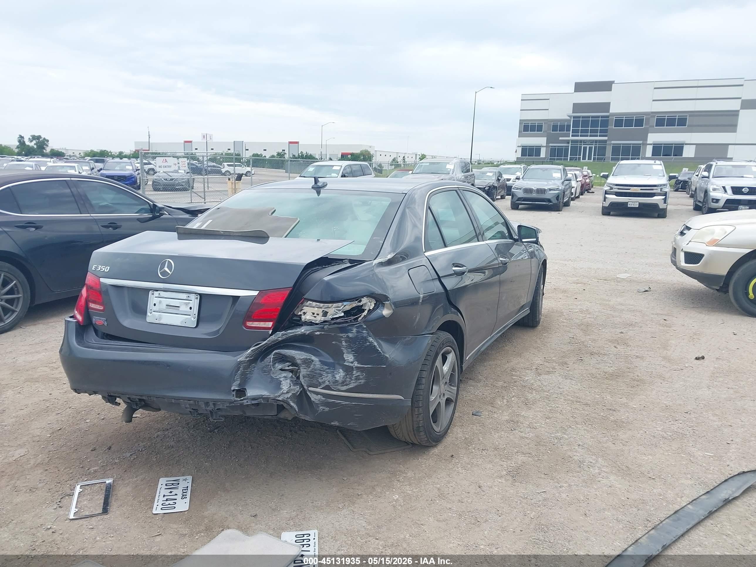 2014 Mercedes-benz E 350 Gray vin: WDDHF5KB8EA832982