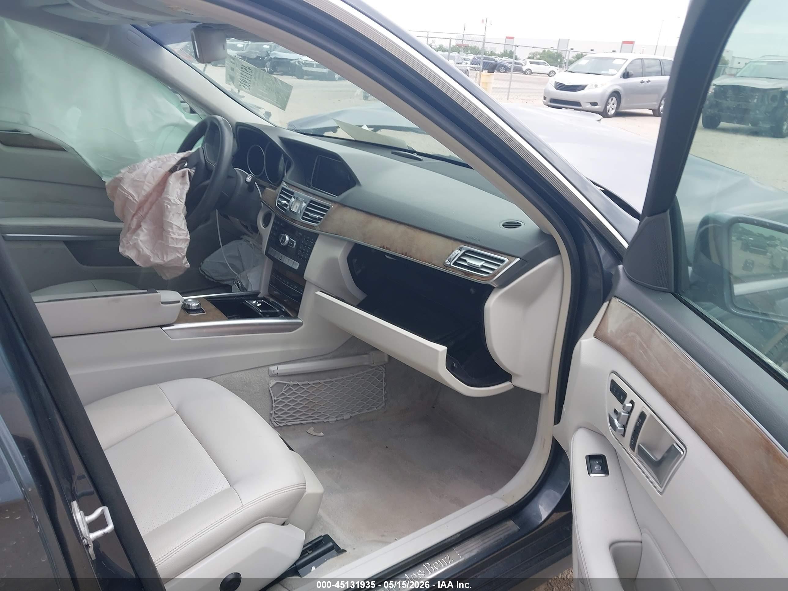 2014 Mercedes-benz E 350 Gray vin: WDDHF5KB8EA832982
