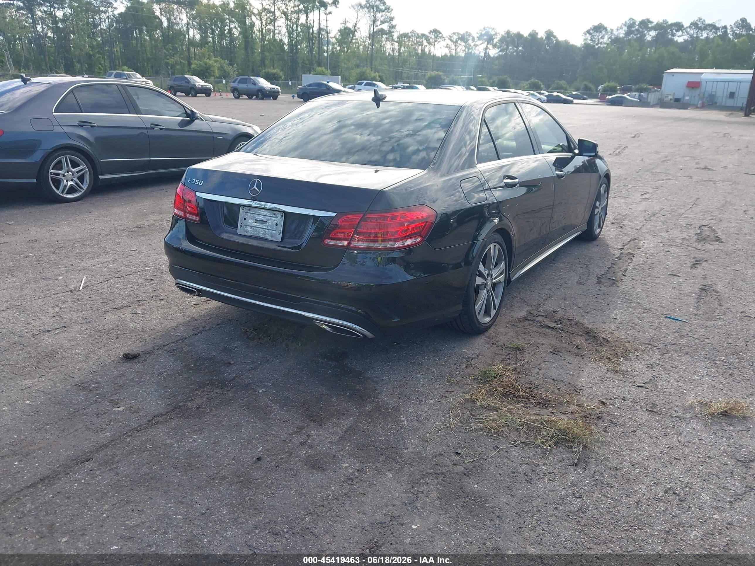 2014 Mercedes-benz E 350   Черный vin: WDDHF5KB8EA842783