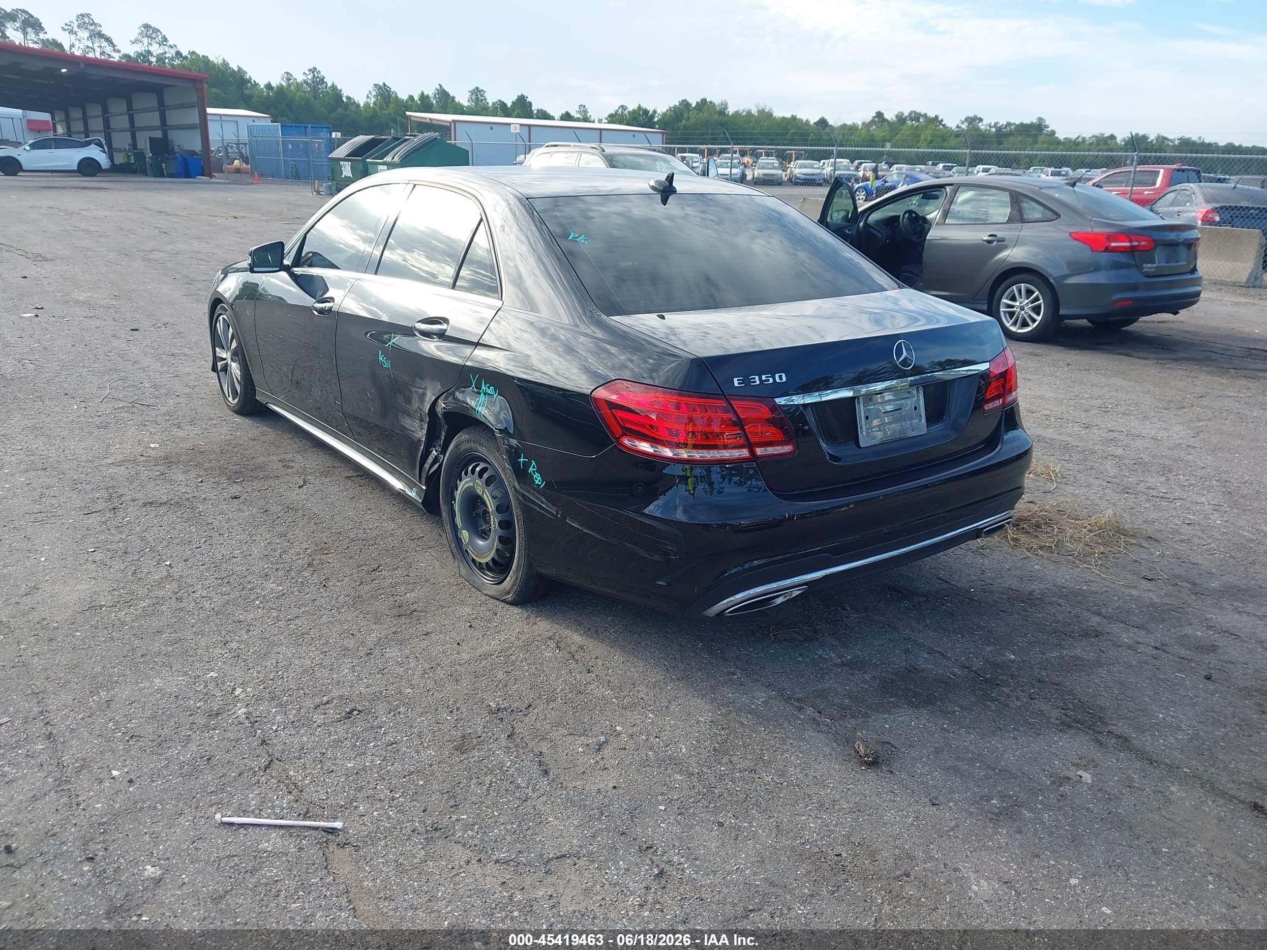 2014 Mercedes-benz E 350   Черный vin: WDDHF5KB8EA842783